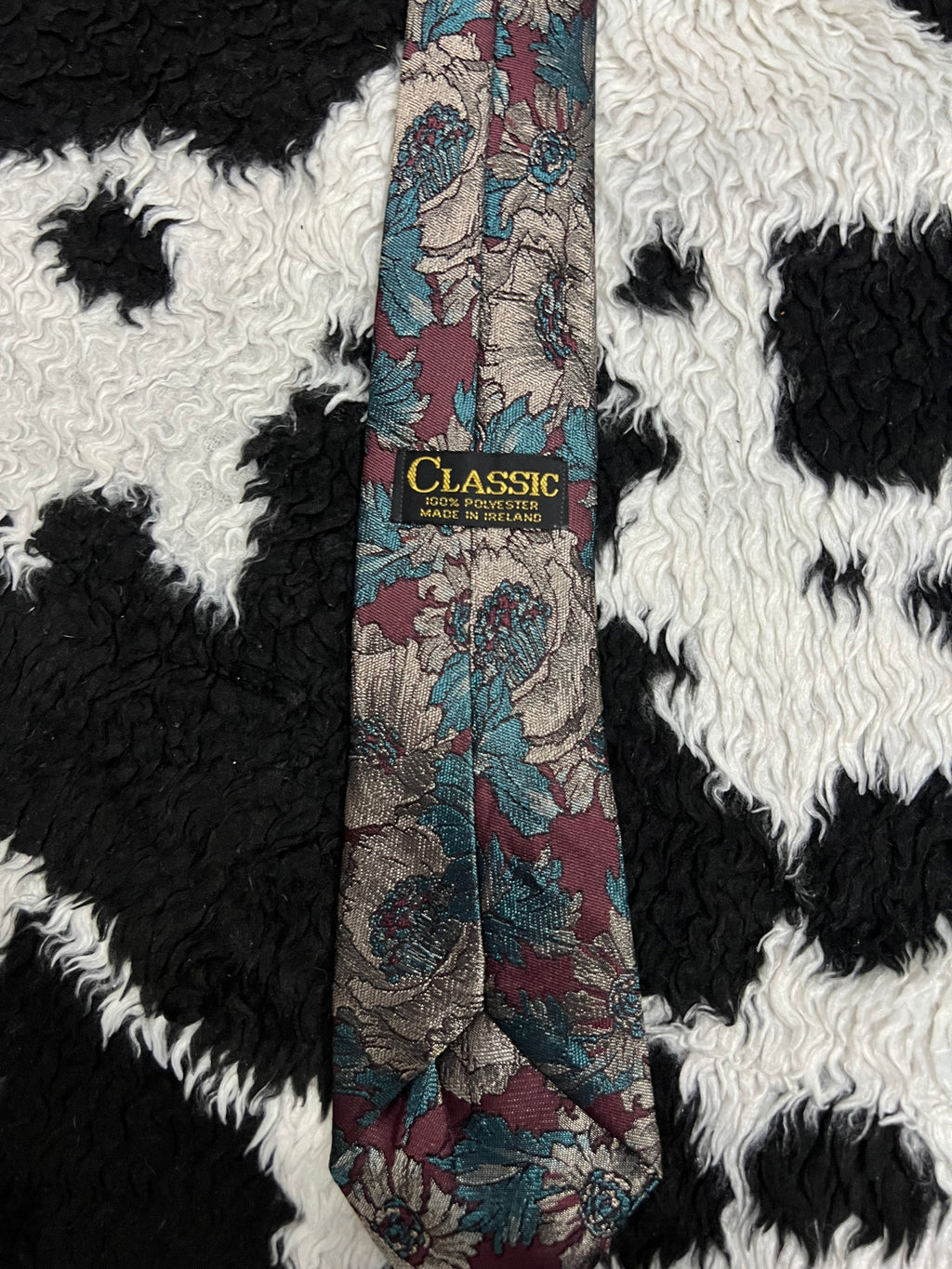 Classic Floral Embroidered Tie