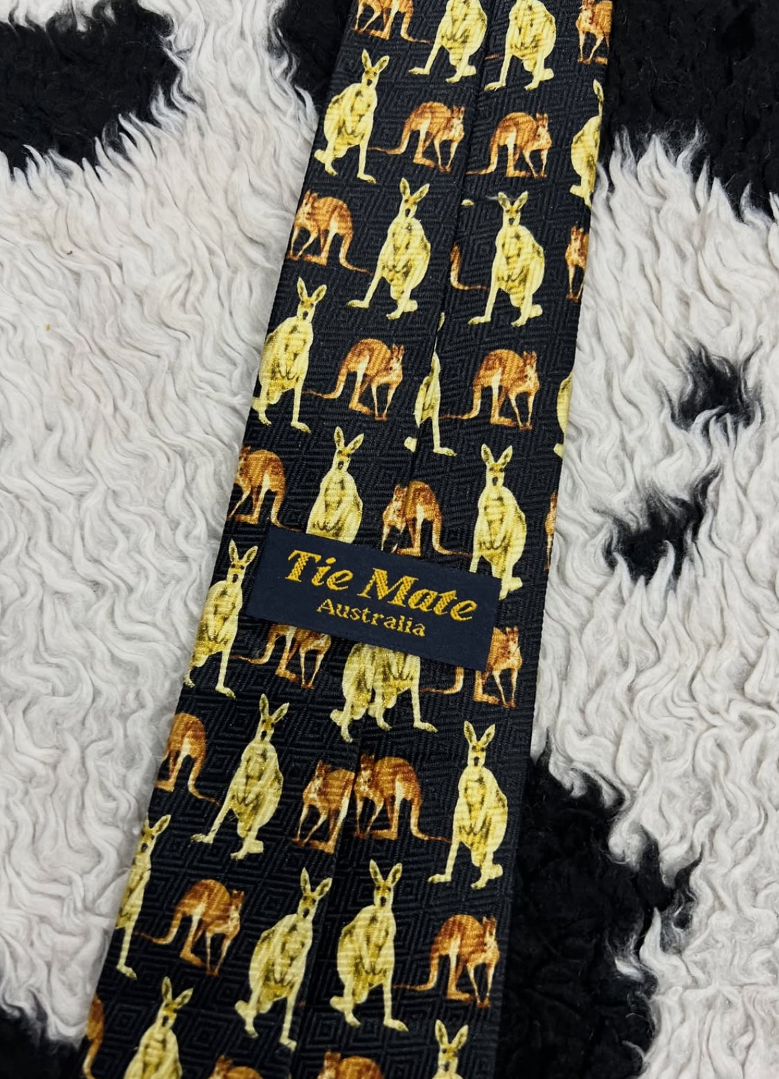 Kangaroos Tie