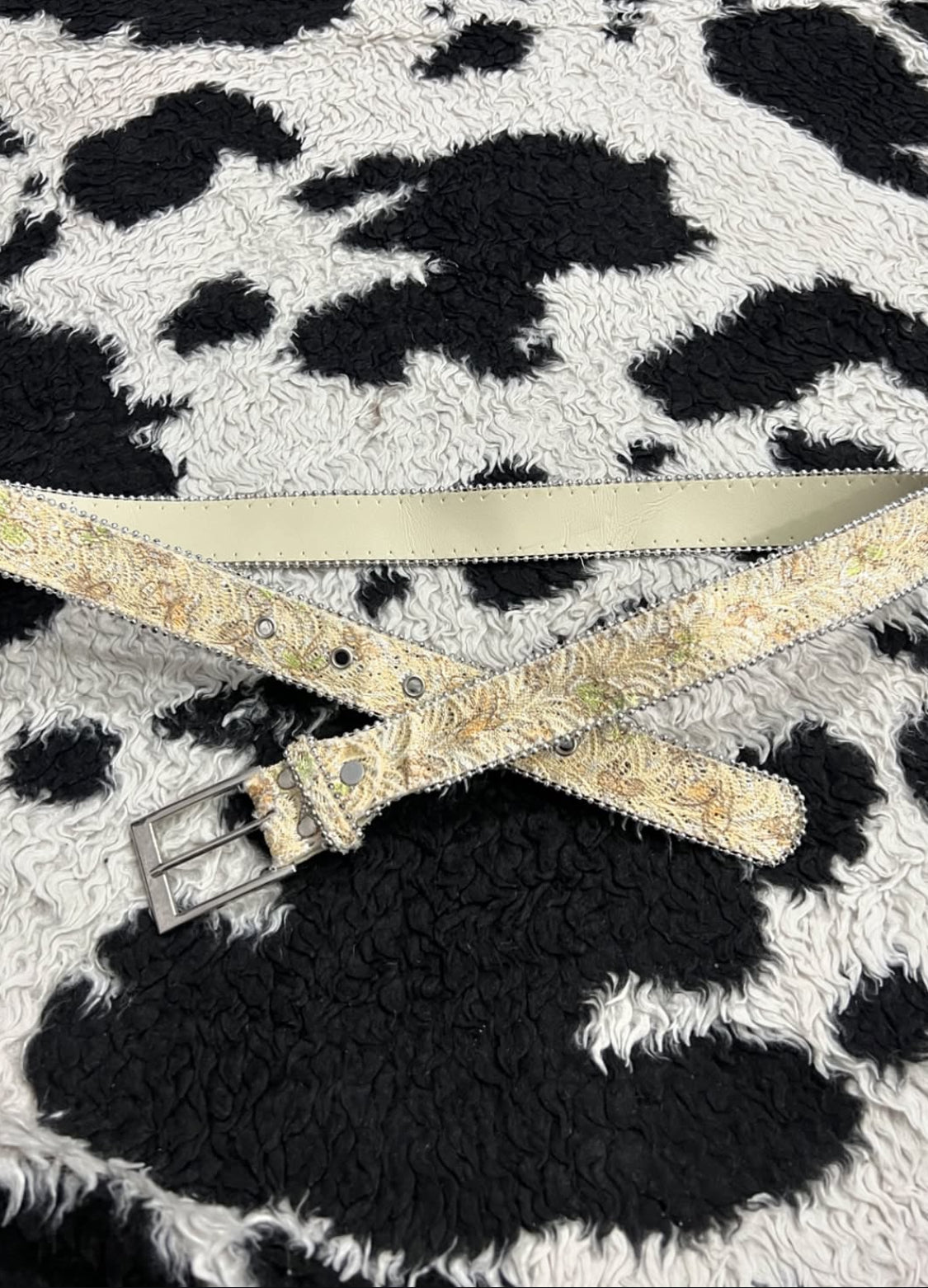 Laced Sparkly Belt