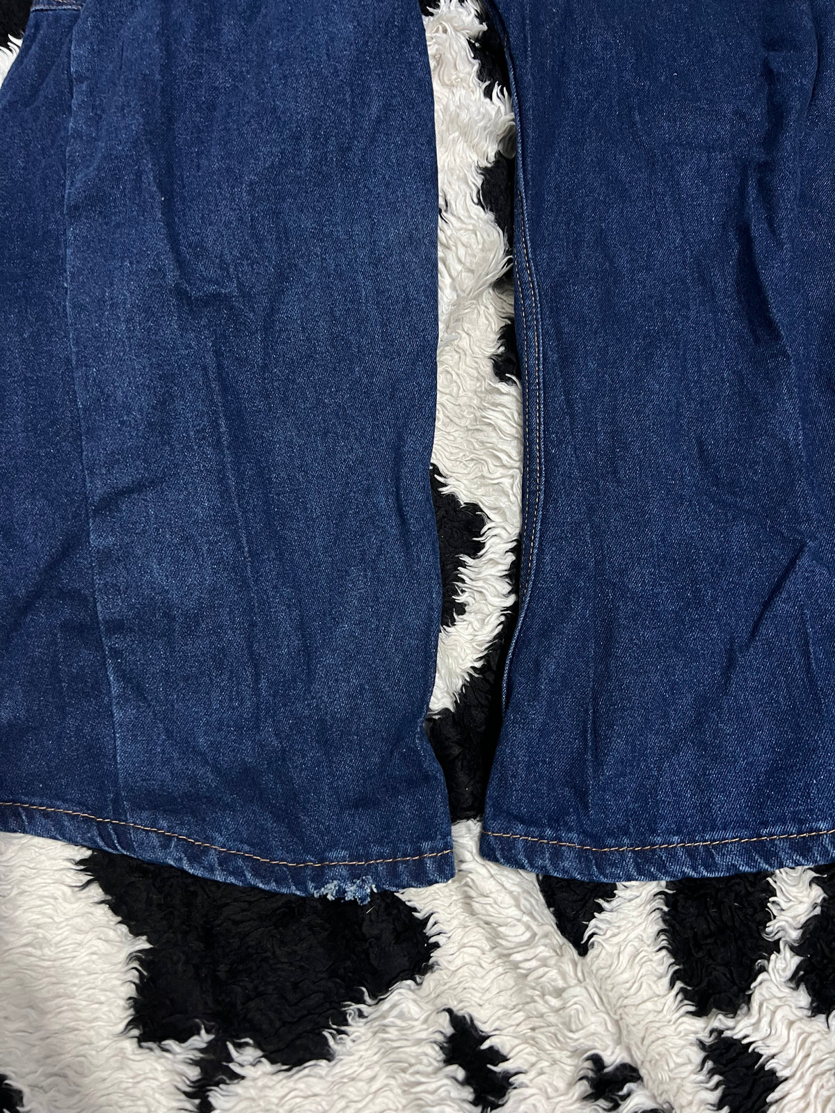Blue Detailed Embroidered Denims (Waist 36)