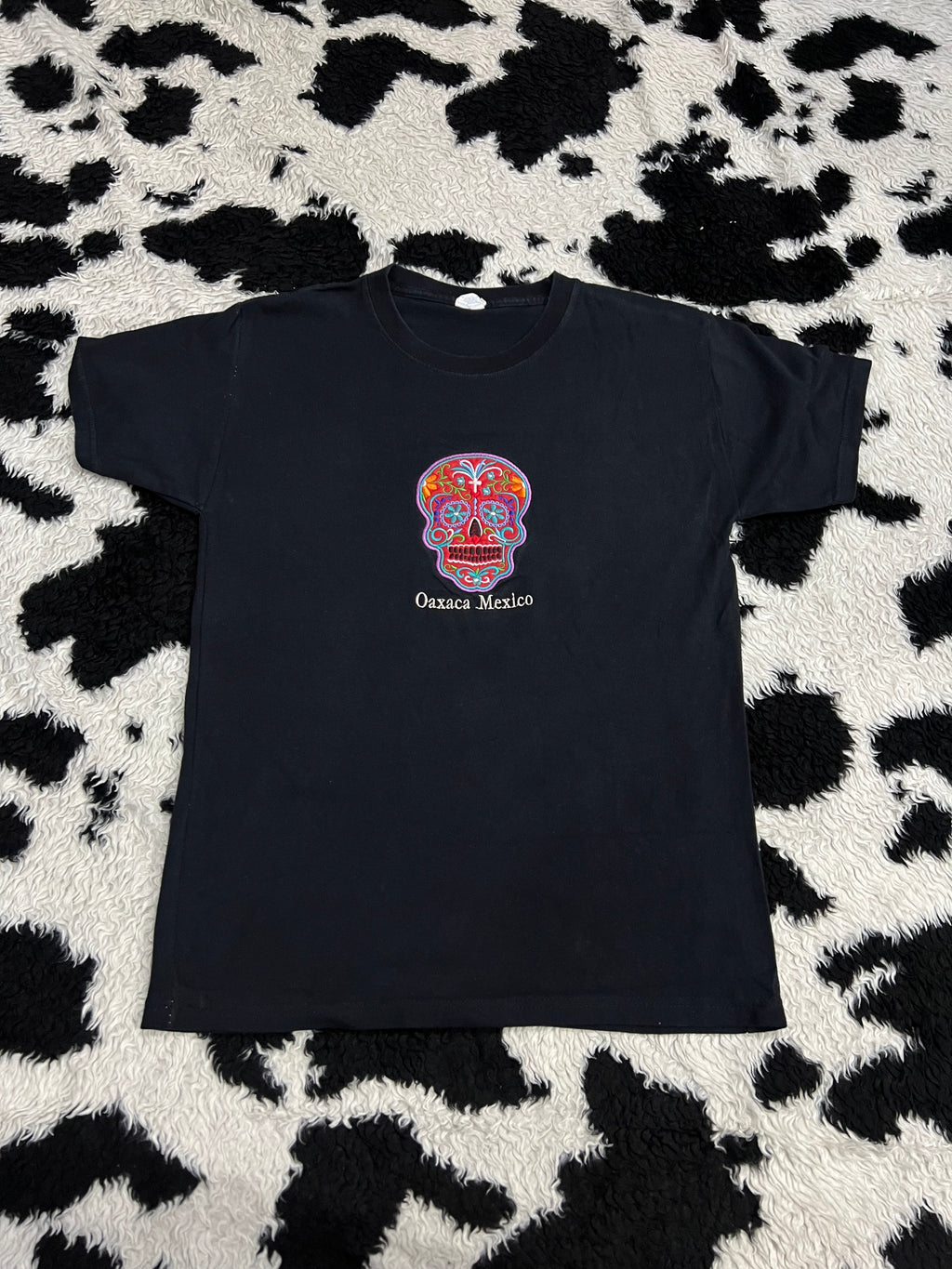 Embroidered Skull Oaxaca Mexico Tee (Medium)