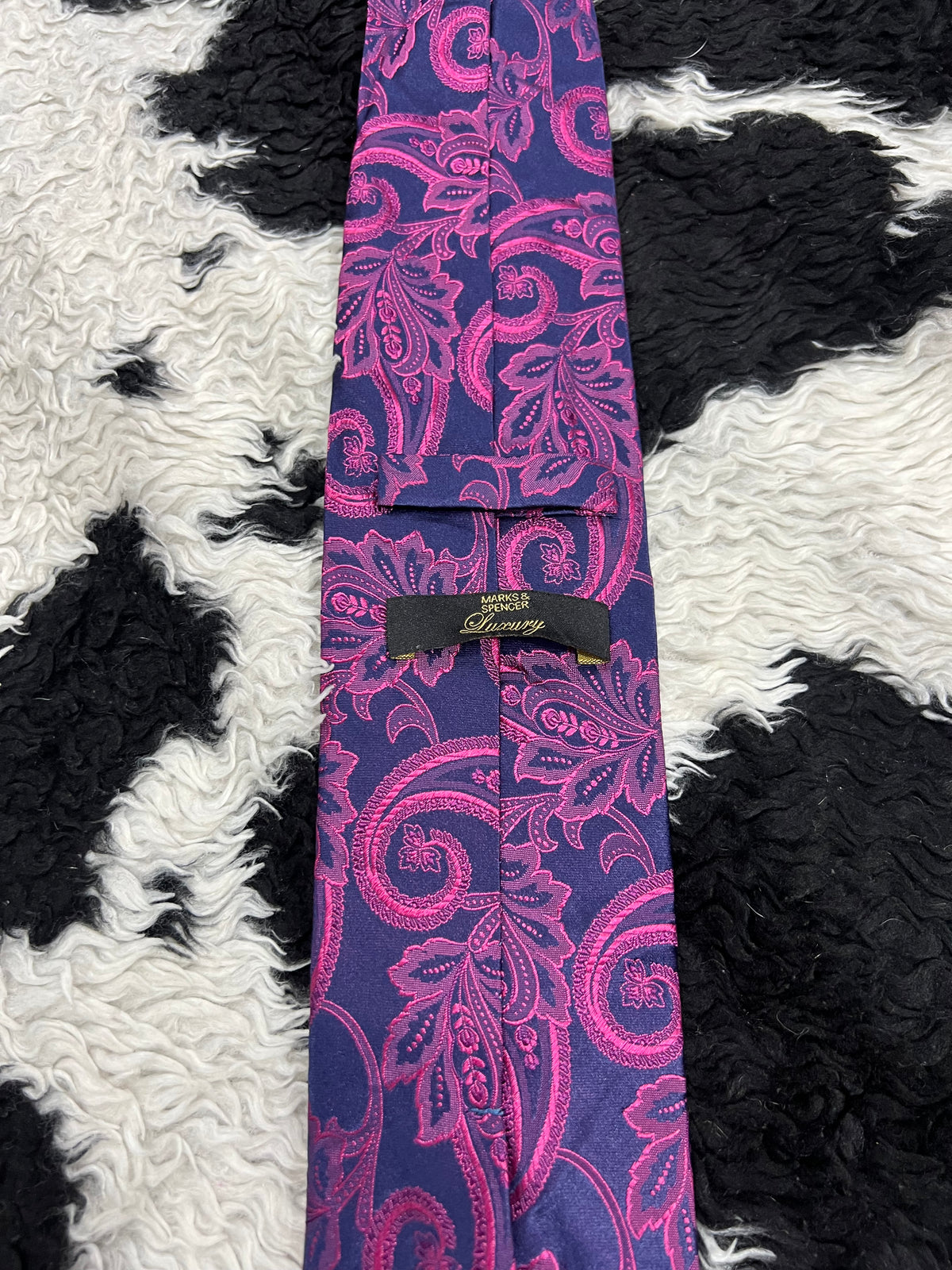 Luxury Blue & Pink Paisley Tie