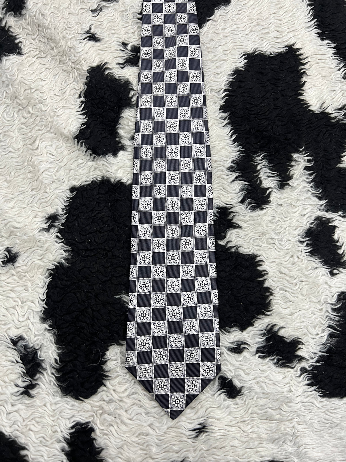 Cavenagh Black & White Tie