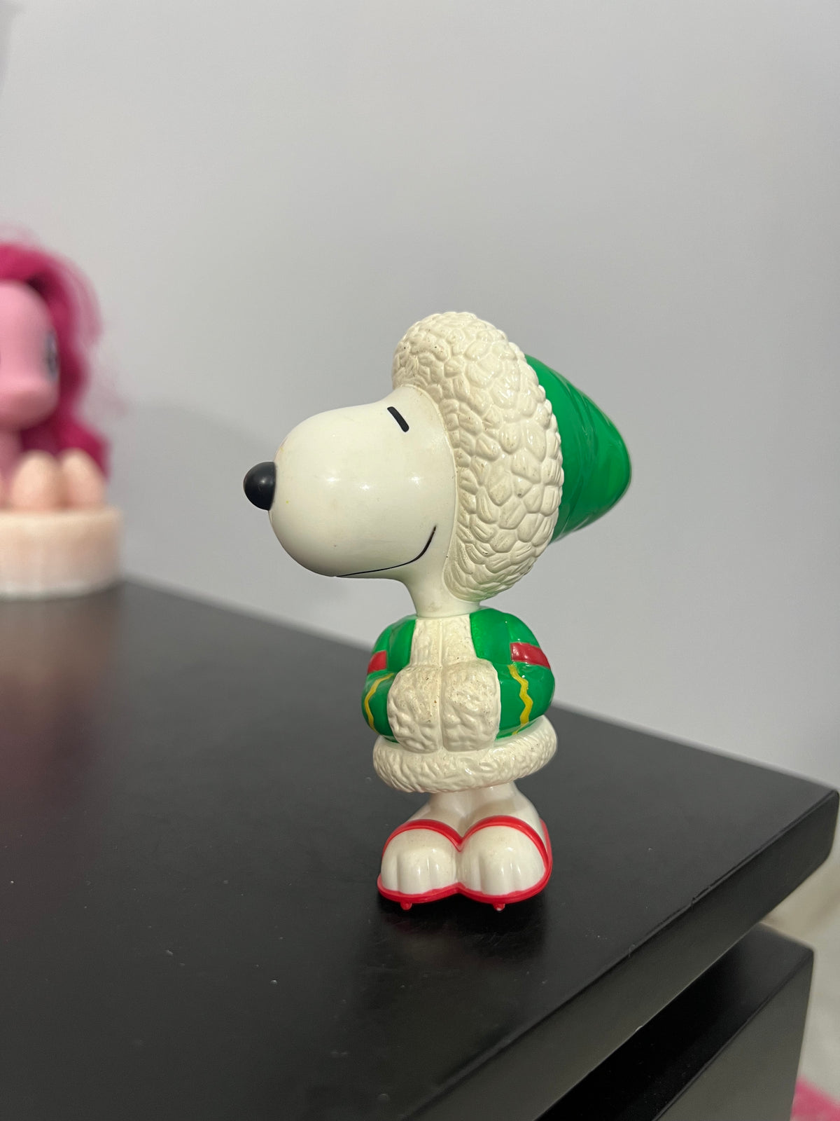 Vintage 1999 Alaska Snoopy in Fur Coat Figurine