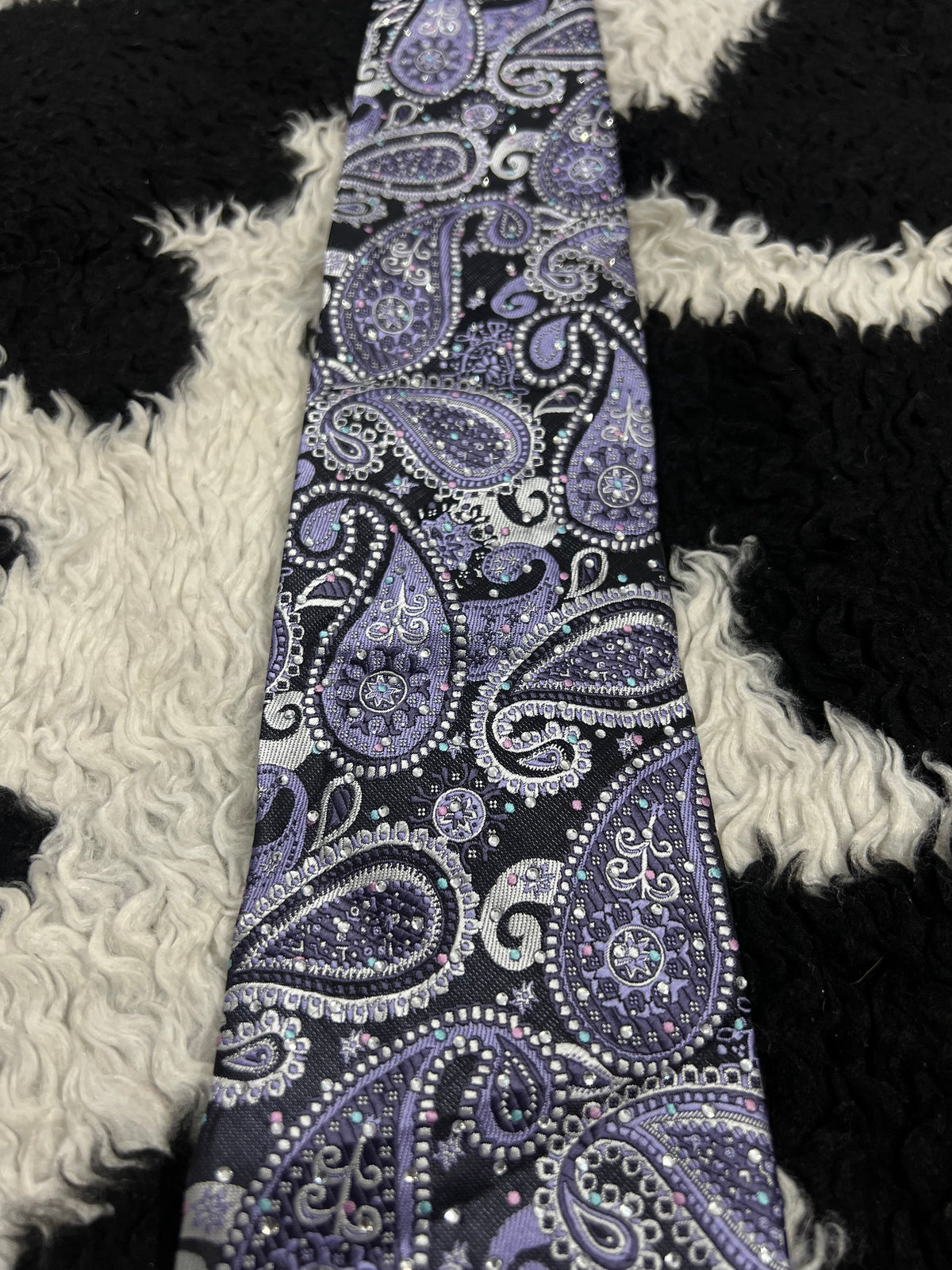 Kissa Purple & Black Embroidered Paisley Tie