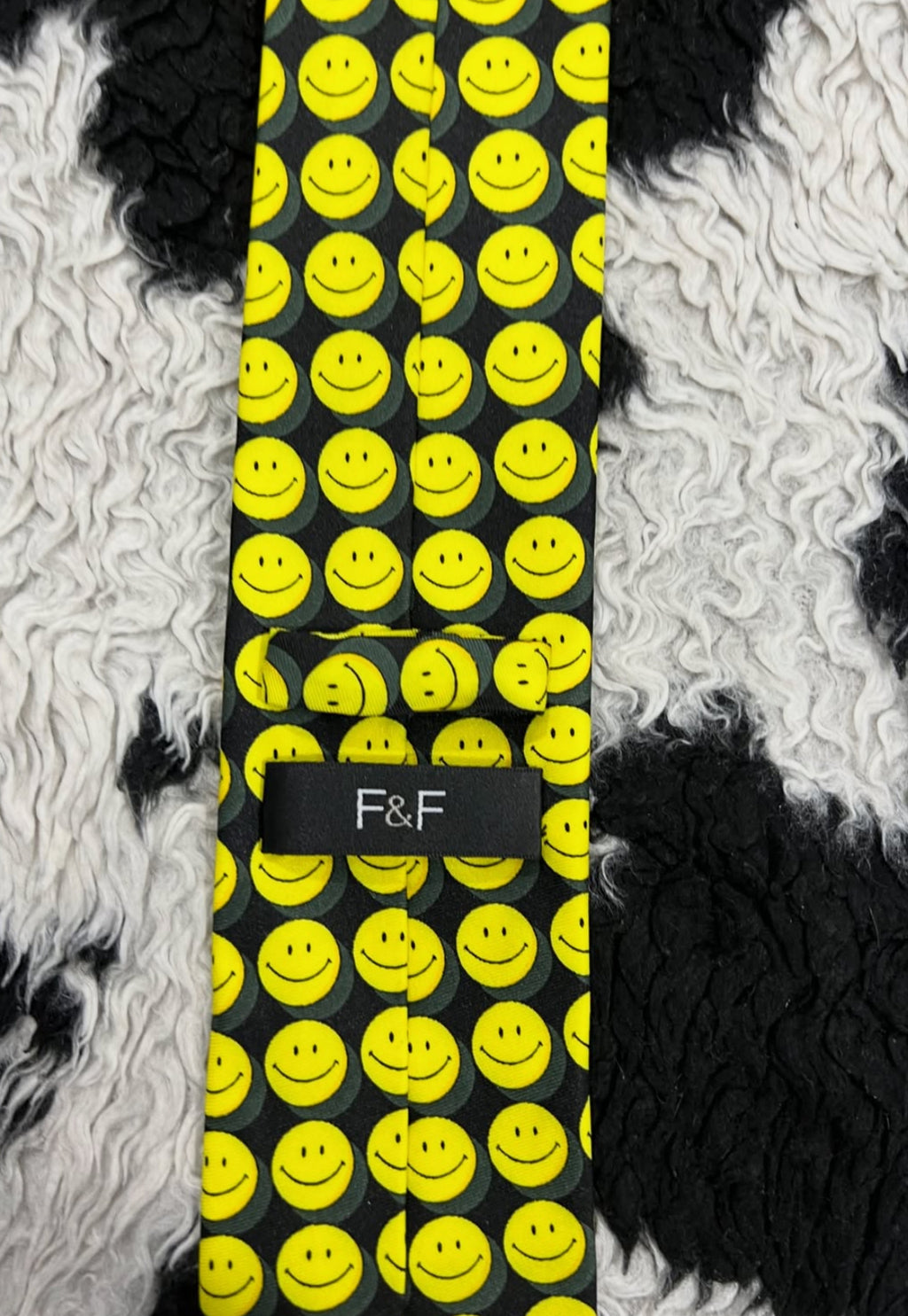 F&F Smiley Faces Tie