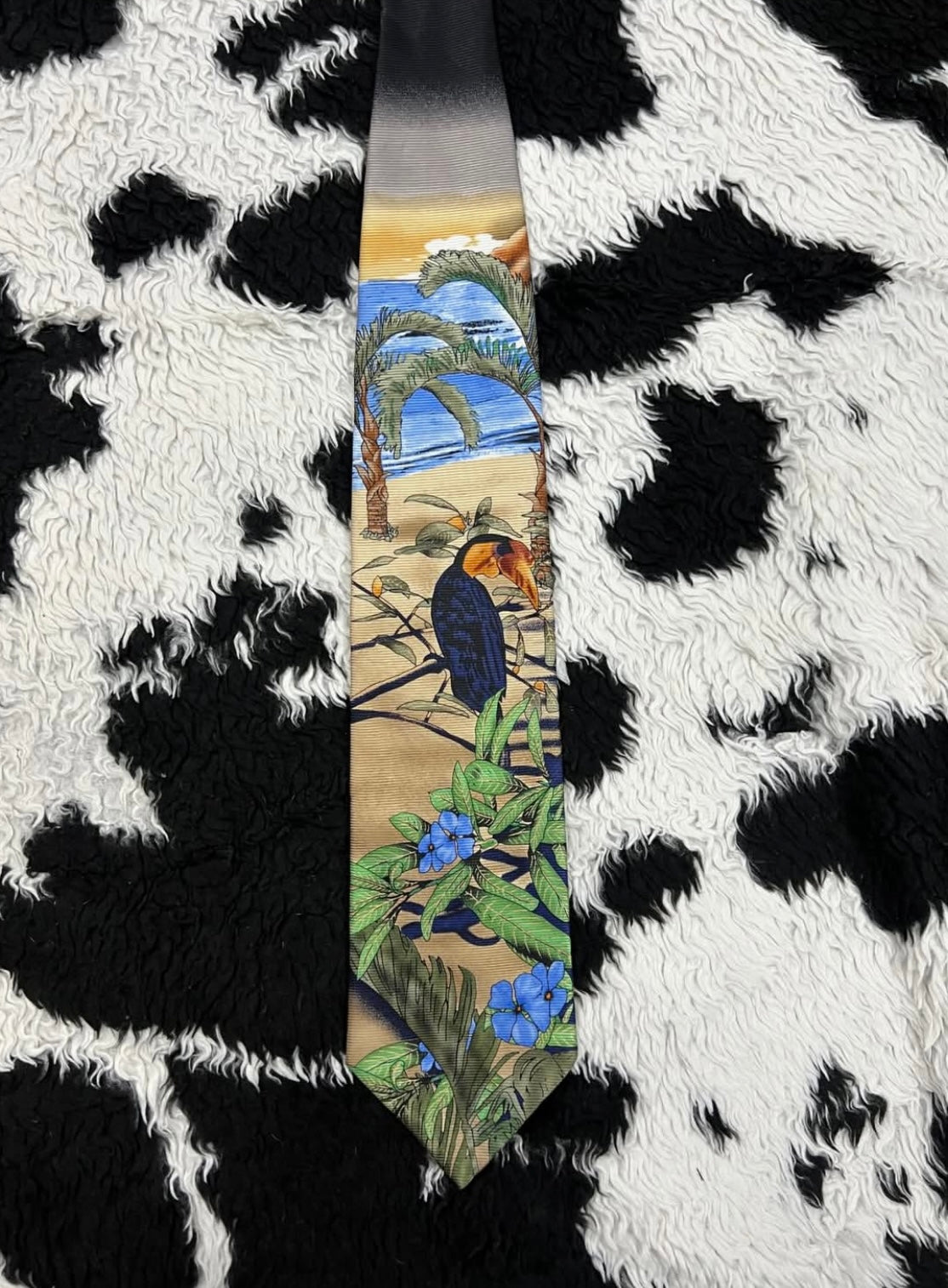 Tropical Bird on Island Tie
