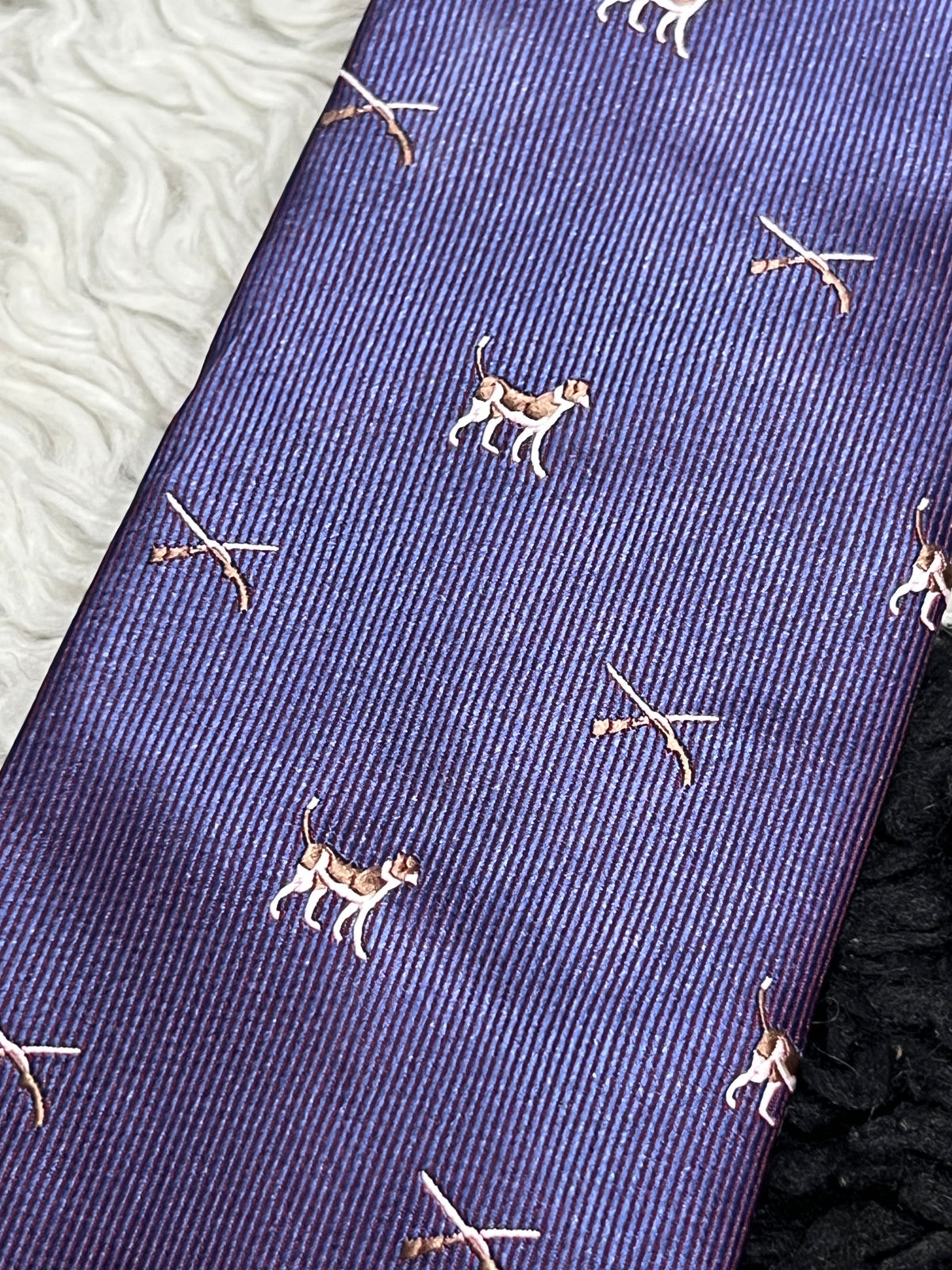 Dogs & Rifles Embroidered Tie