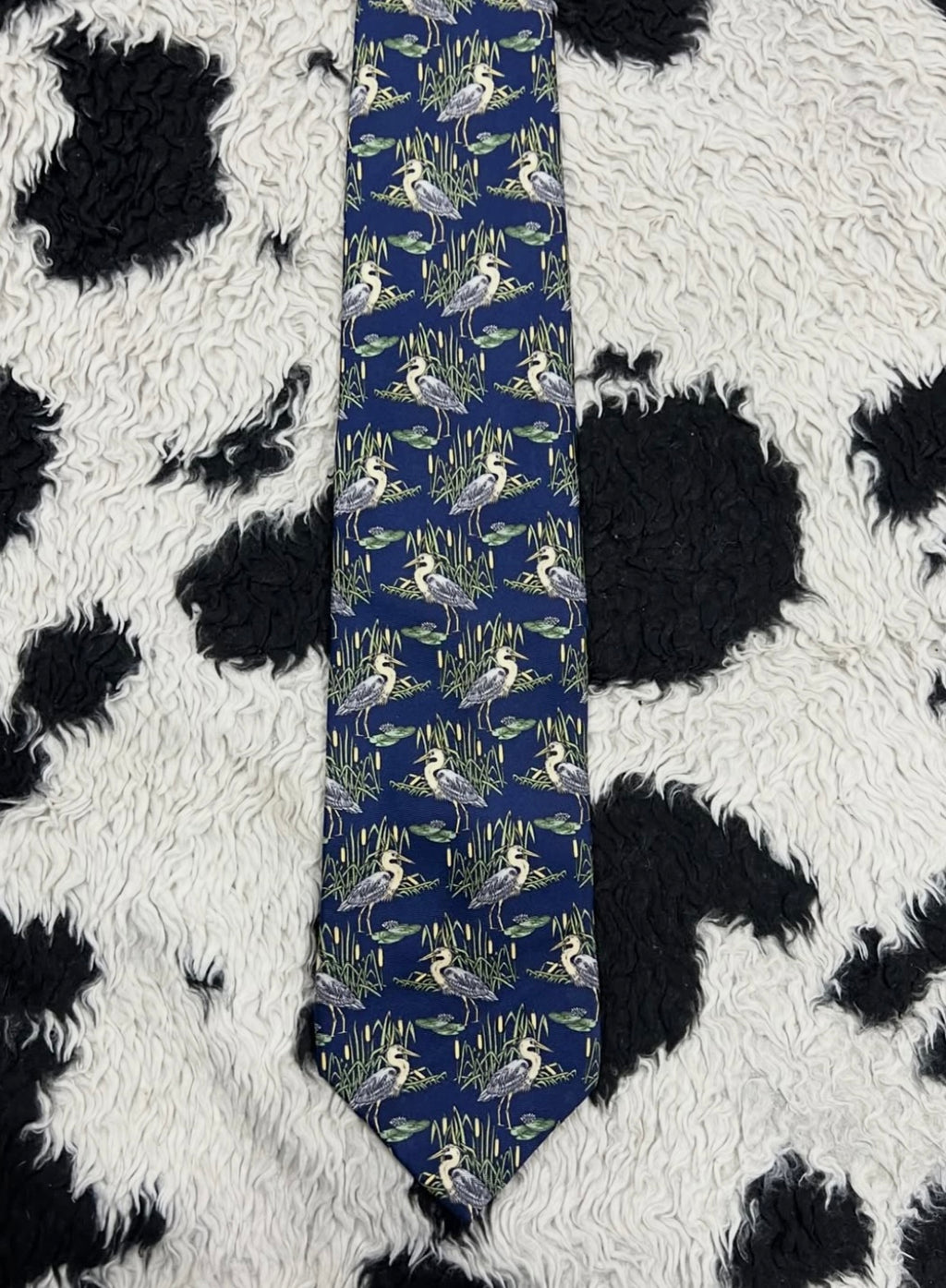 Crane in Pond Tie