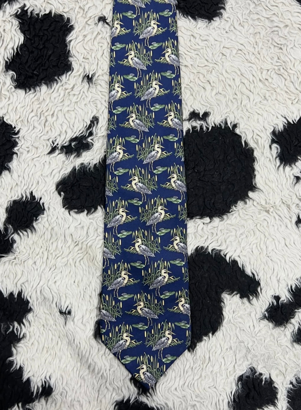 Crane in Pond Tie