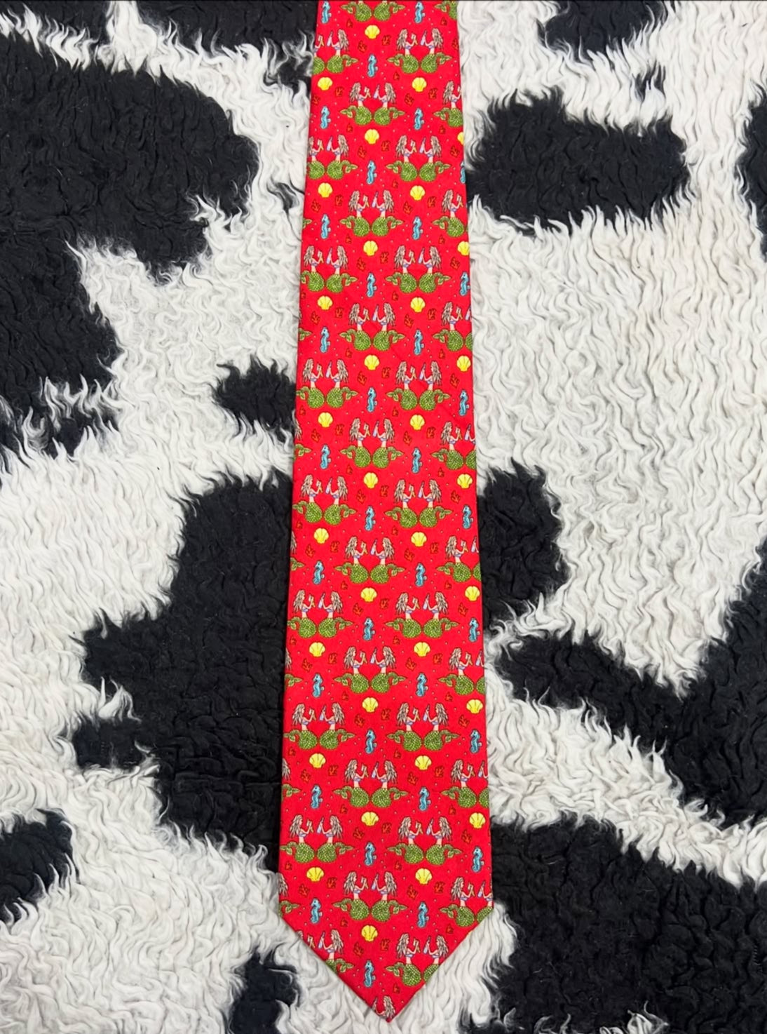 Mermaids Tie