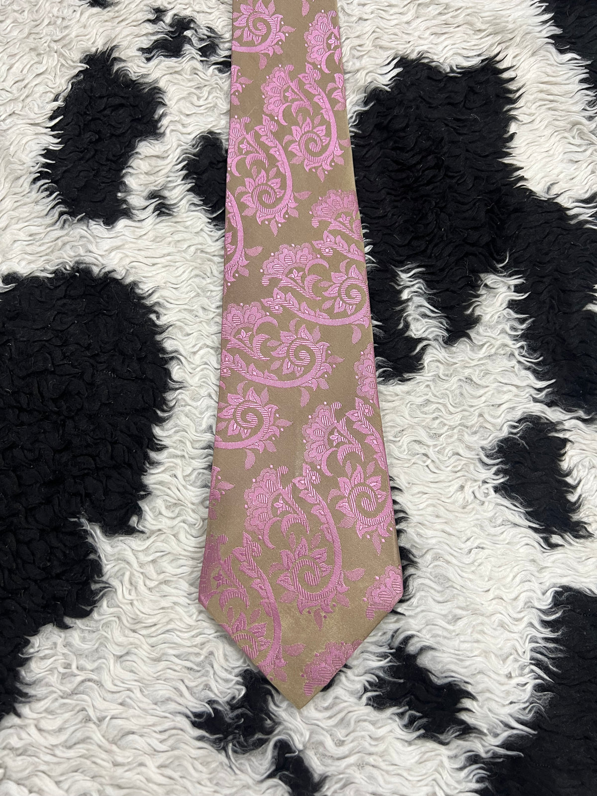 Topman Pink & Beige Paisley Tie