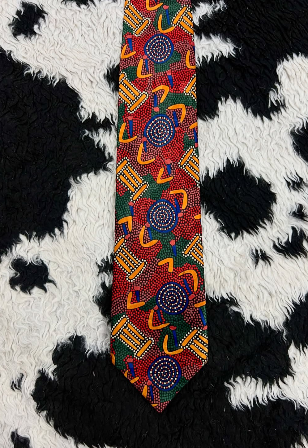 Buluruu Graphic Tie