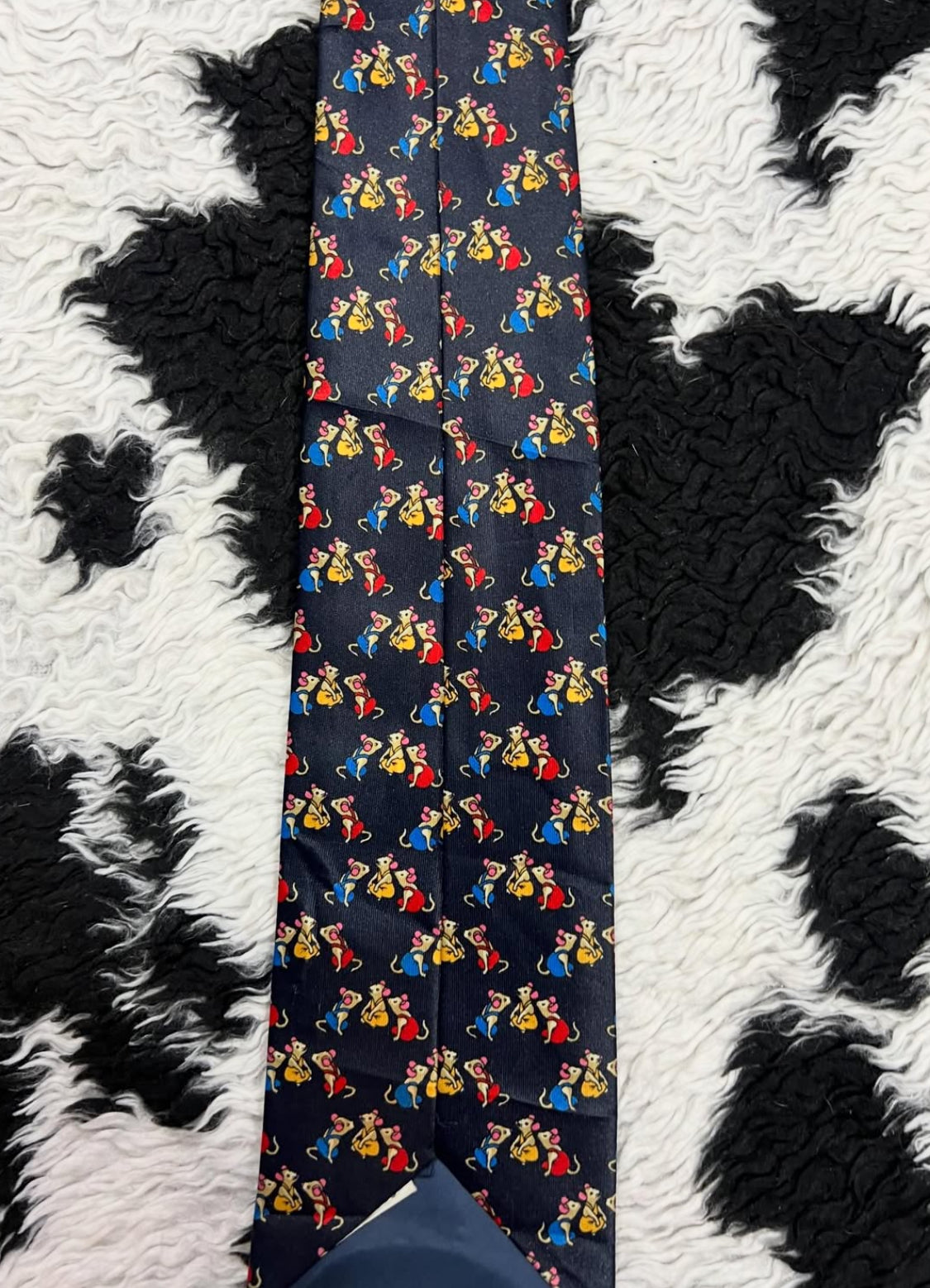 Gossiping Mice Tie