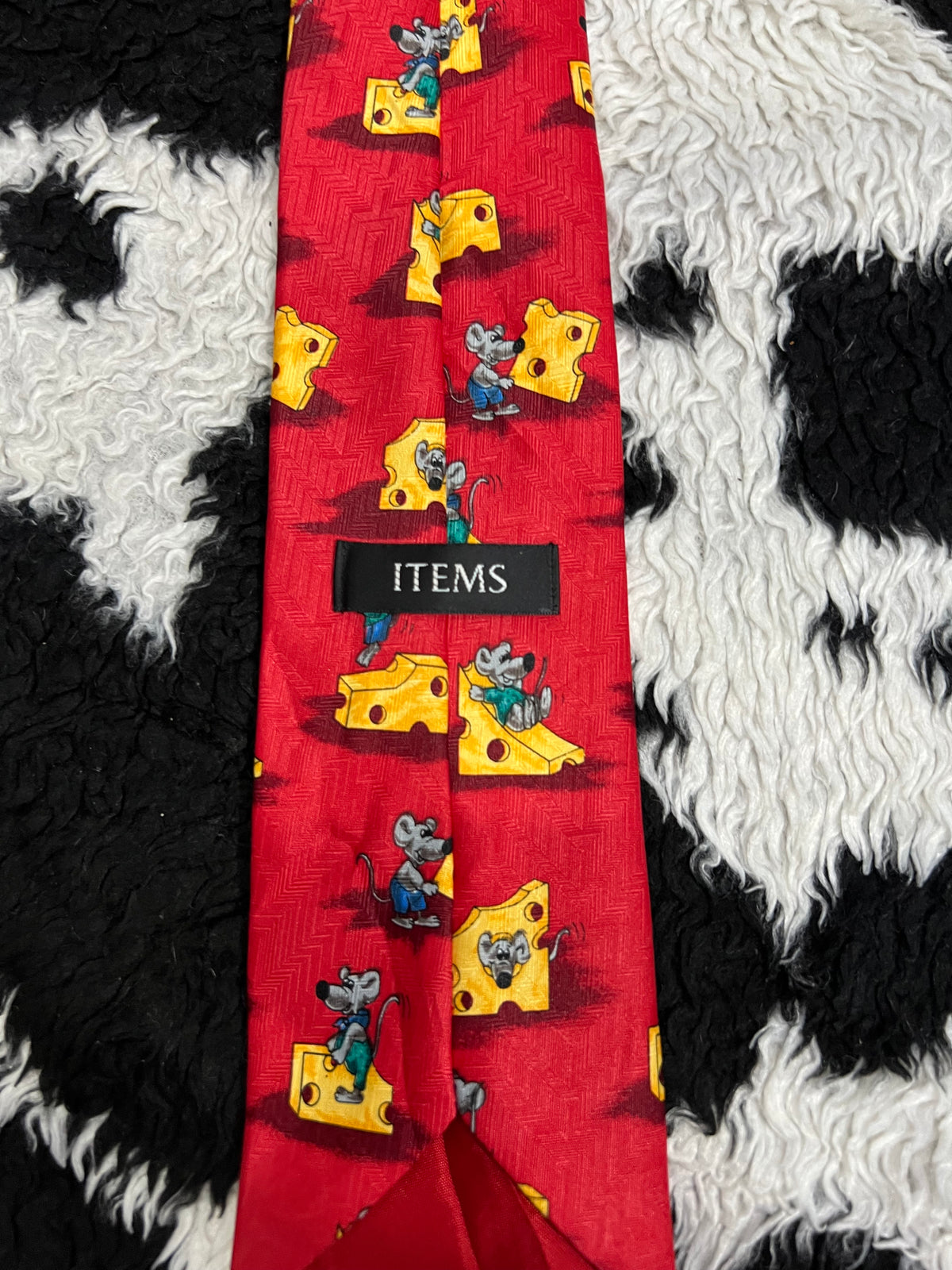 Mouse & Cheese Tie