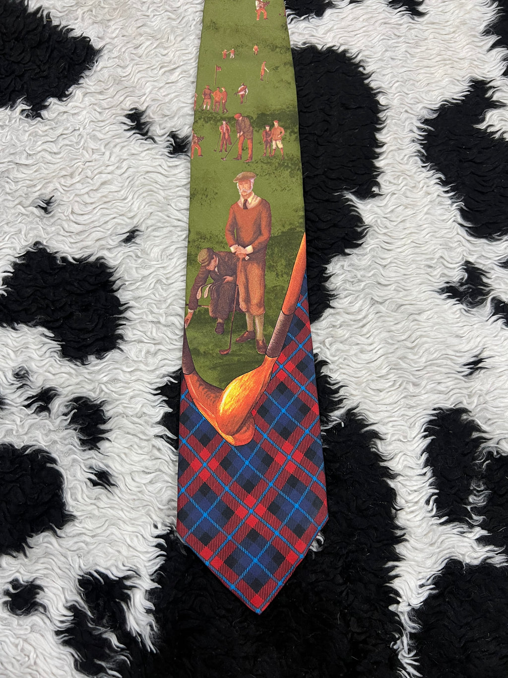 Golfing Graphic Tie
