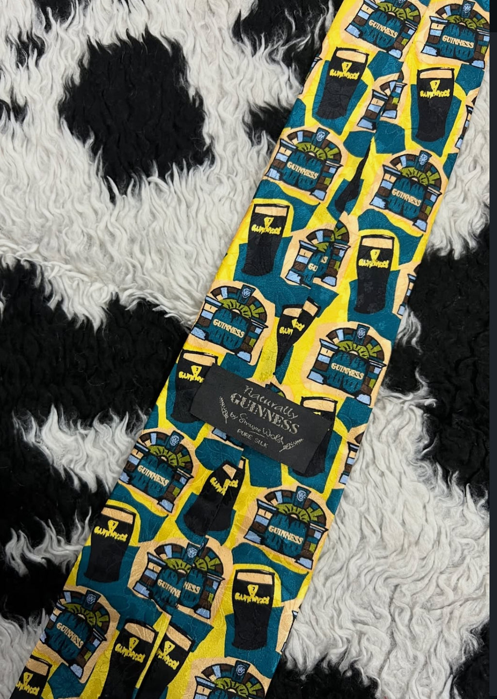 Guinness Drinks Tie