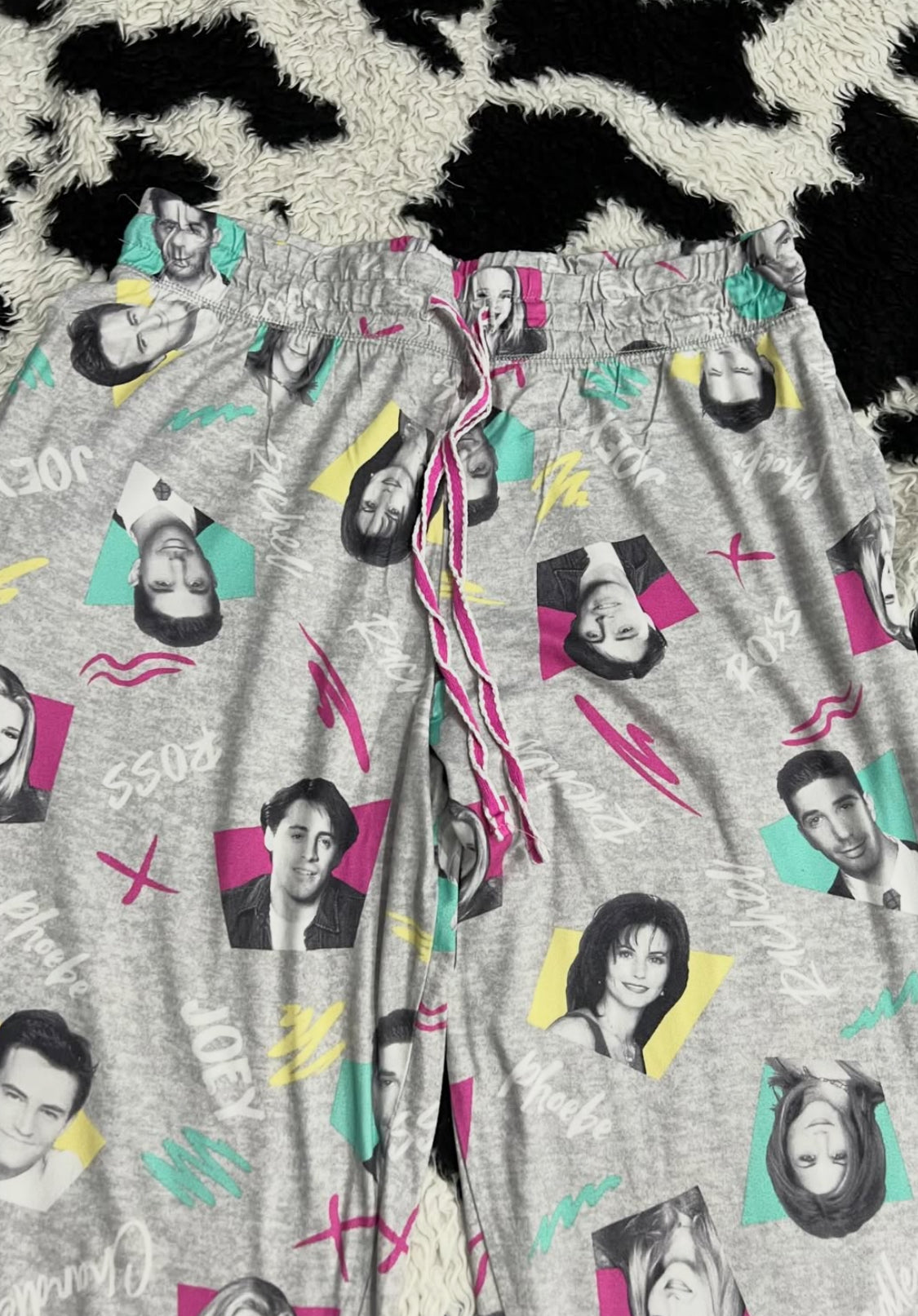 Friends Show PJs (Medium)