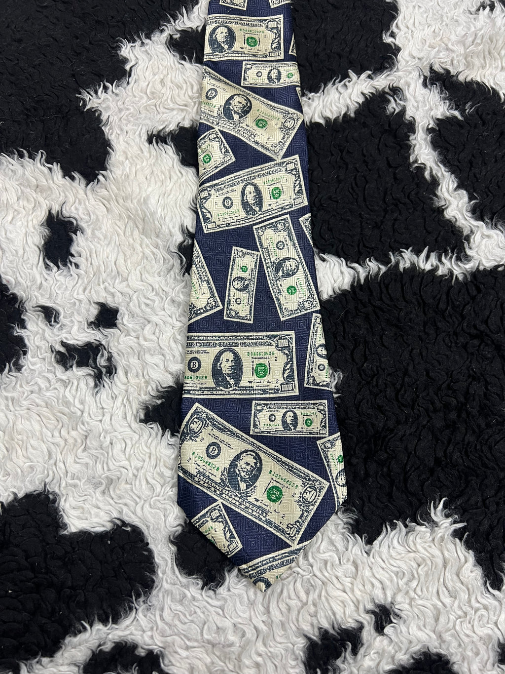 Cash Graphic Tie