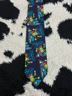 Bottoms Up Frog Tie