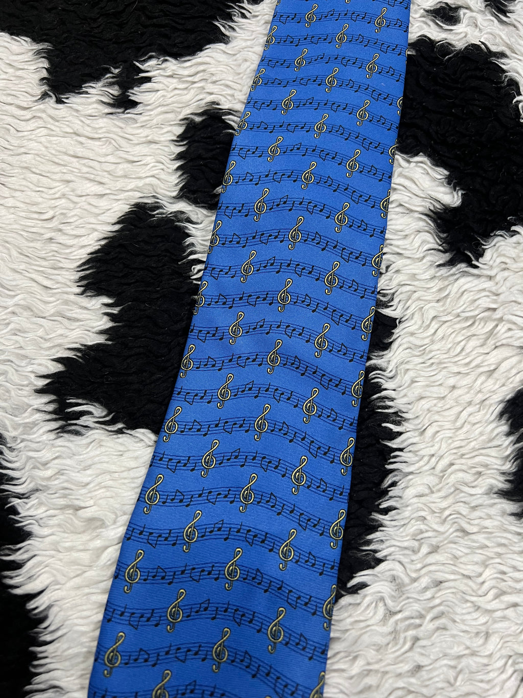 Musical Notes & Sheet Tie