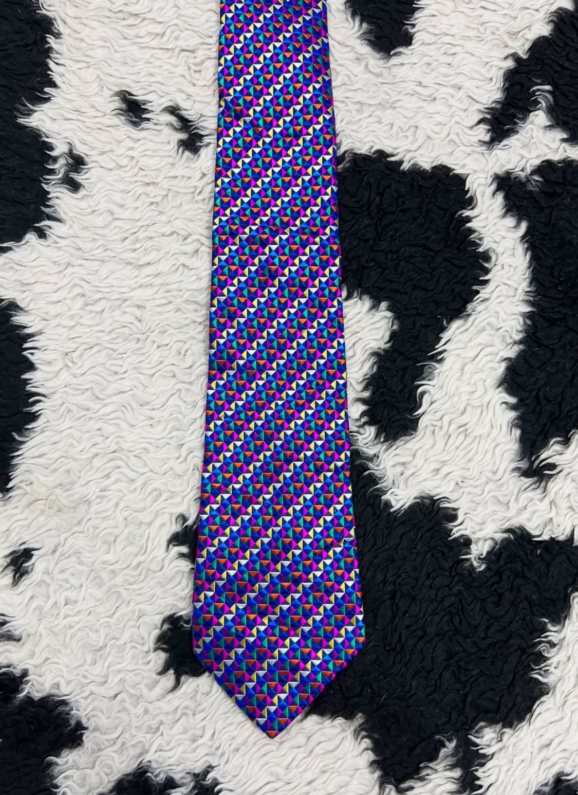 Fully Embroidered Vibrant Tie