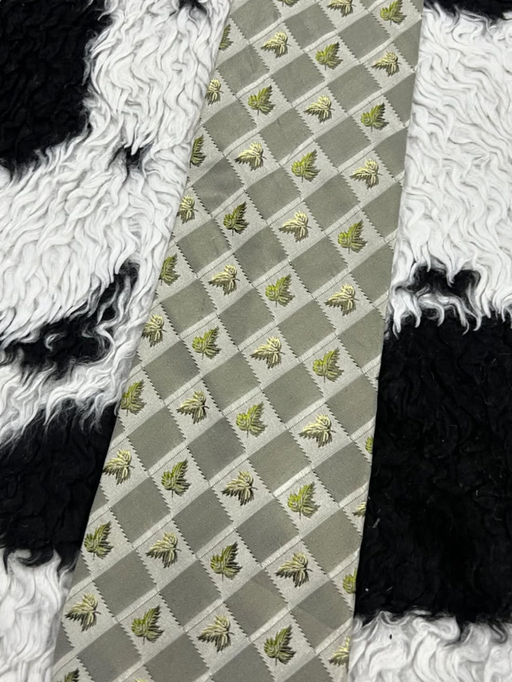 Roberto Green Leaves Tie