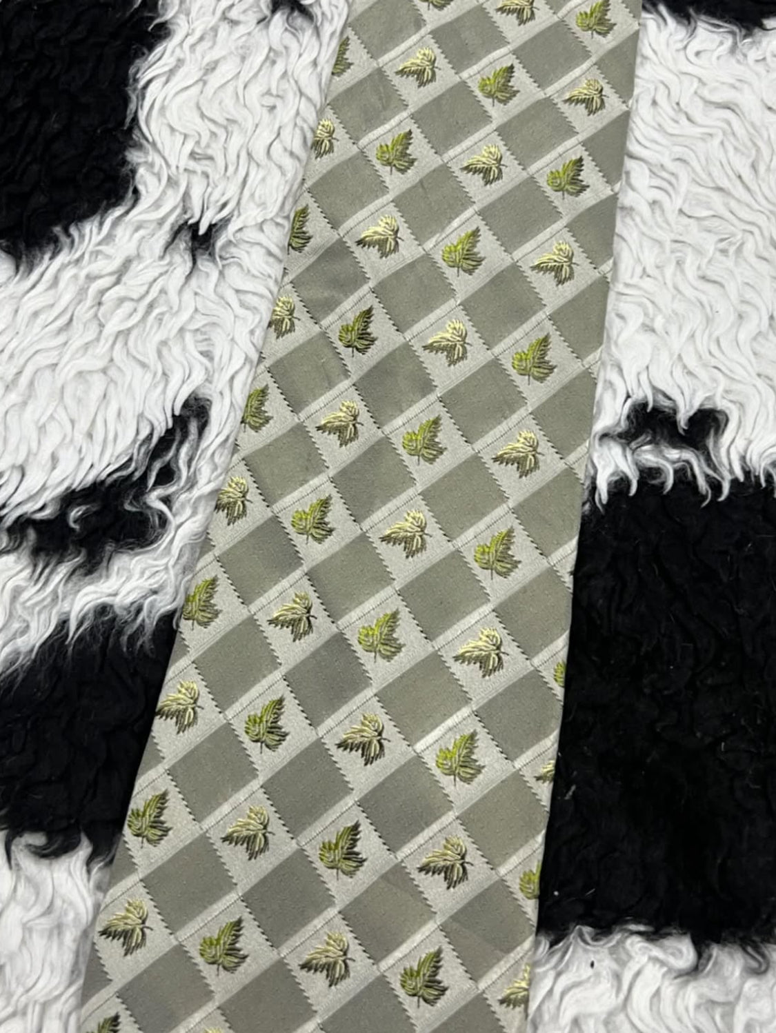 Roberto Green Leaves Tie