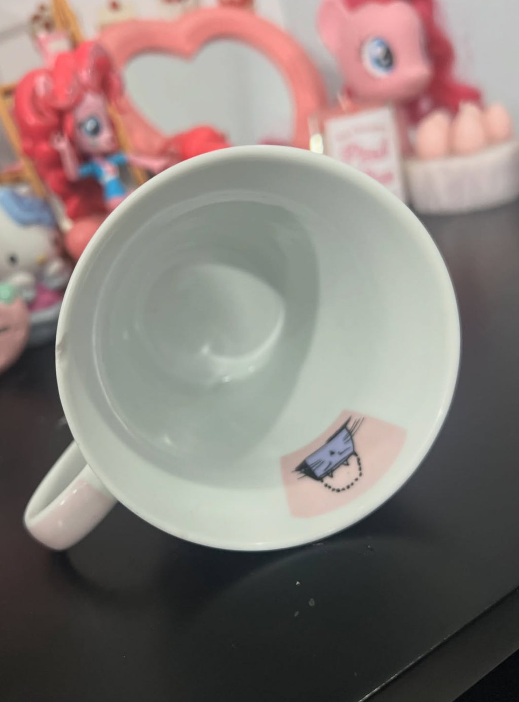 Glamor Puss Cat Mug