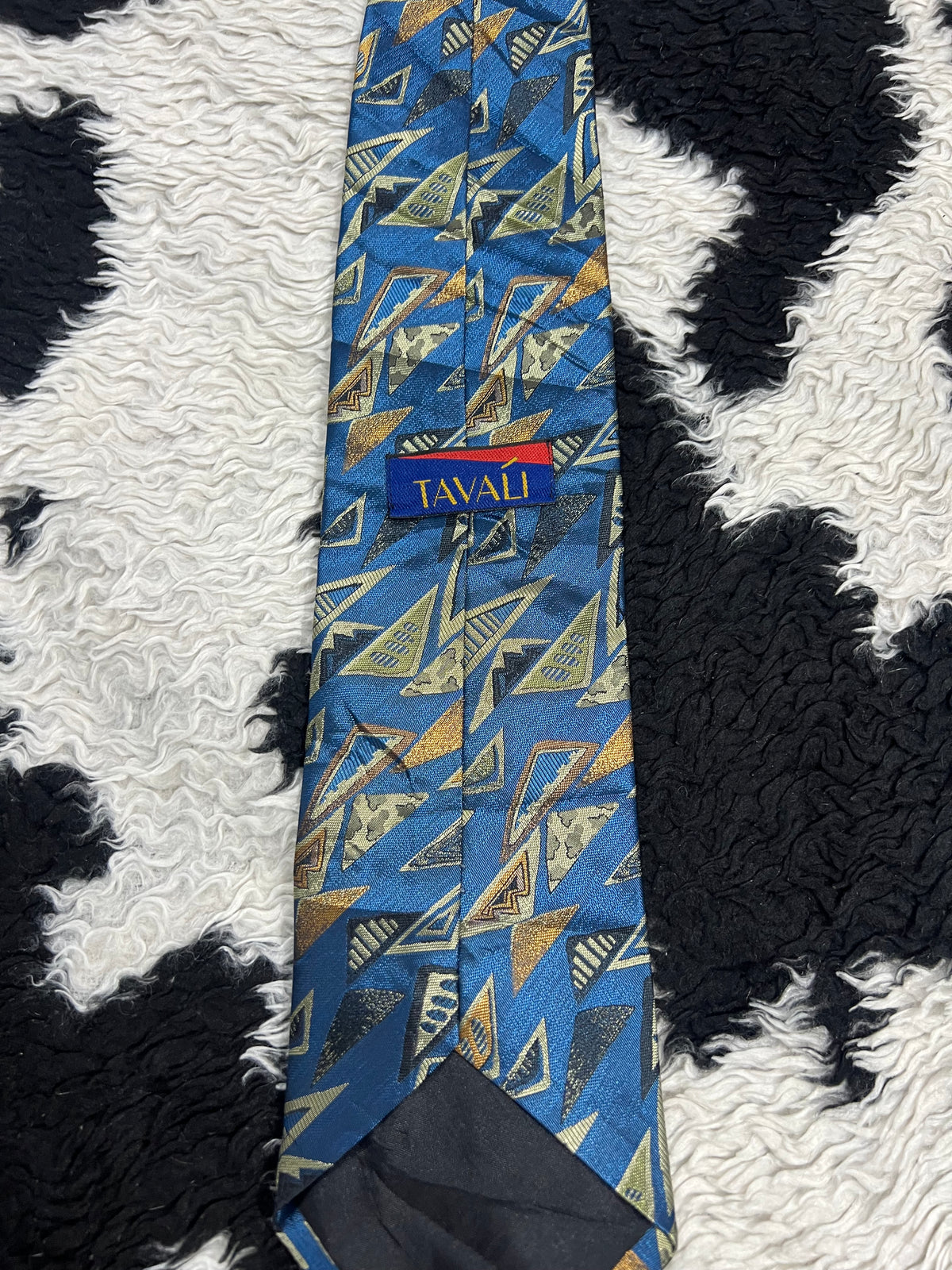 Tavali Blue Embroidered Geometric Tie