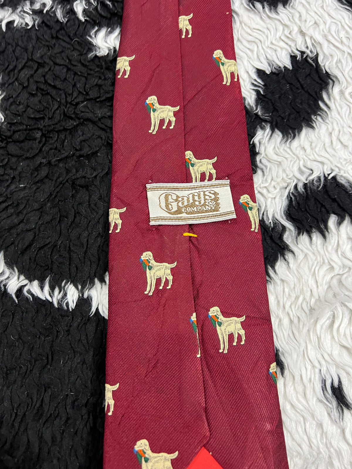 Golden Retriever with Bird in Mouth Tie