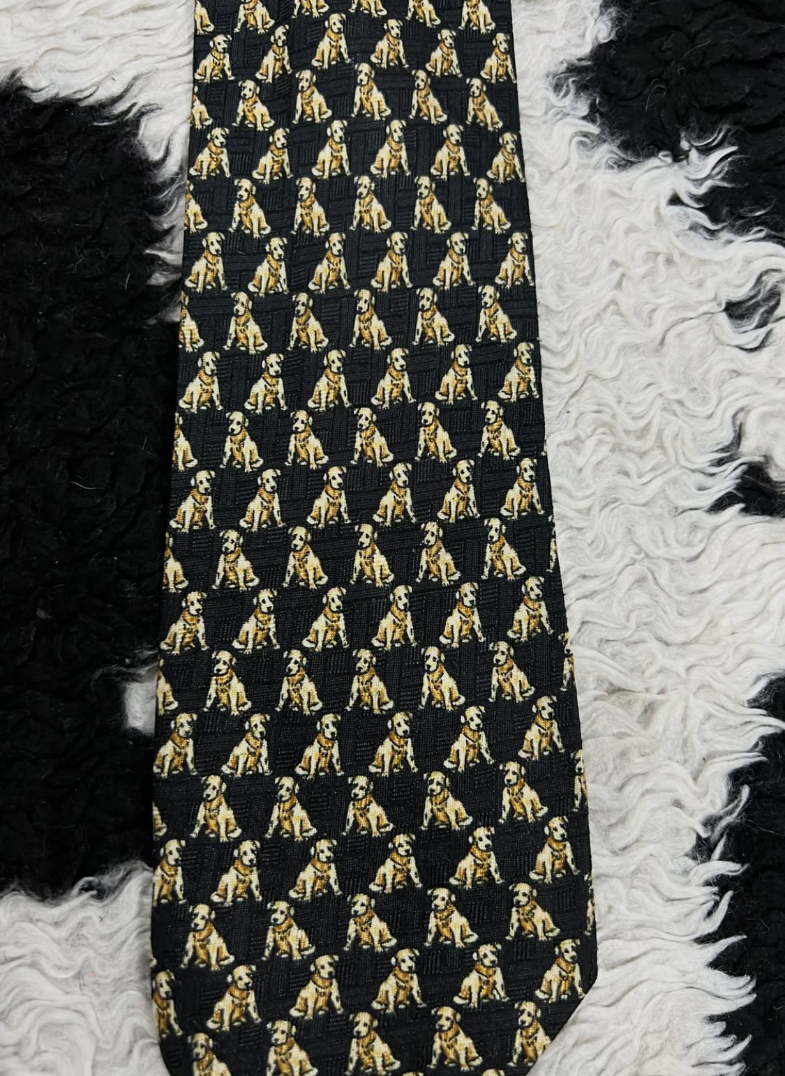 Black Puppies Tie