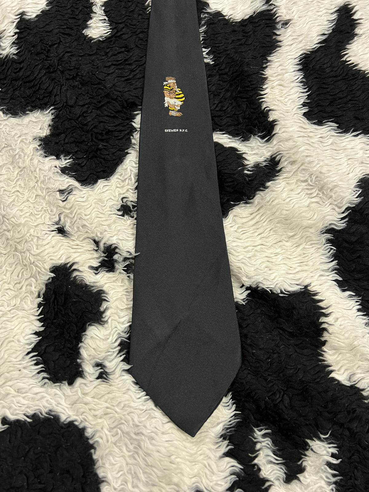 Skewen Embroidered Black Tie