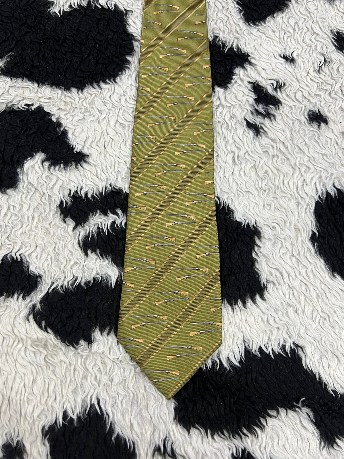 Riffles Graphic Tie