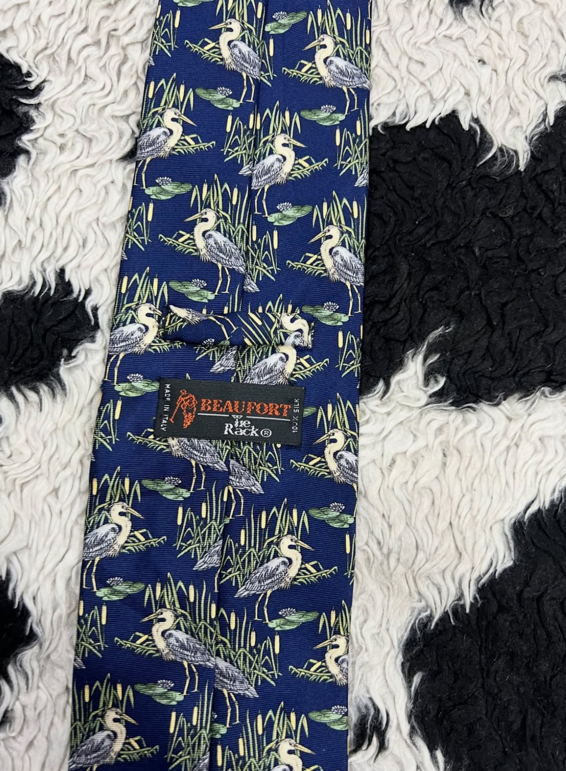 Crane in Pond Tie