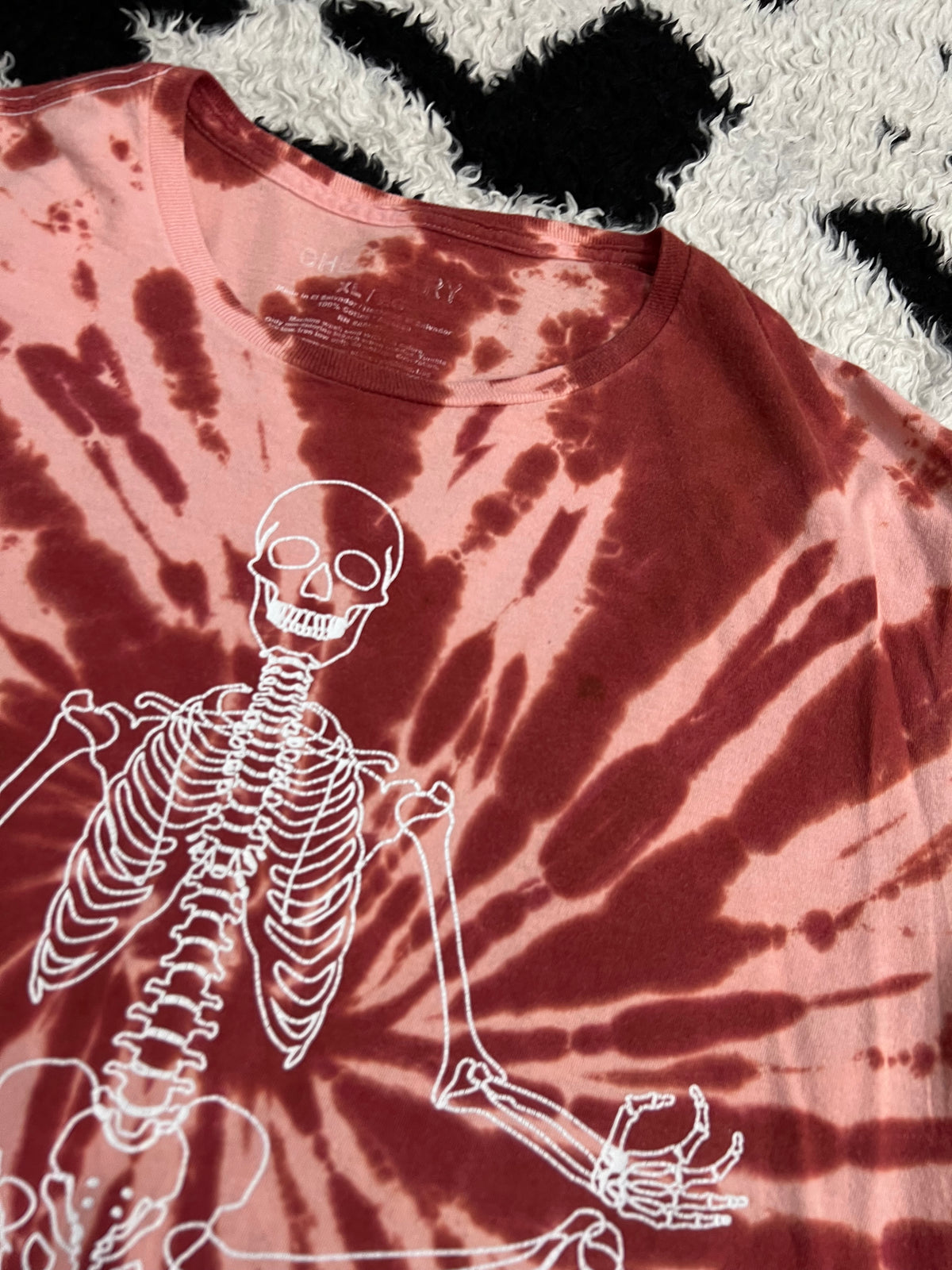 Skeleton Doing Yoga Tee (Medium - Large)