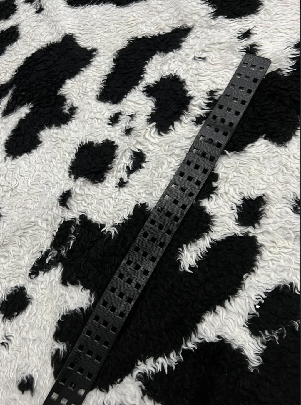 Black Triple Hole Belt