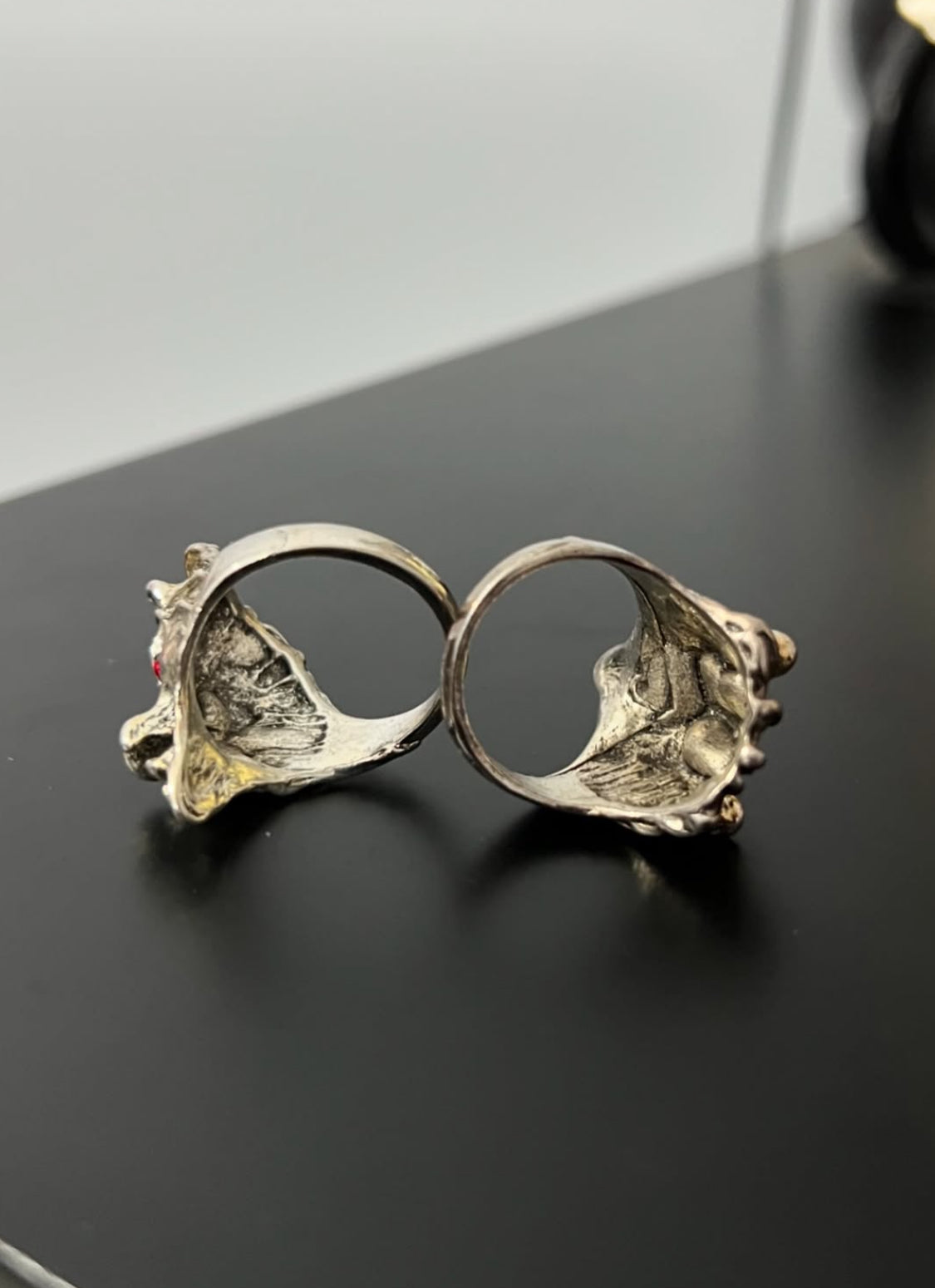 Red-Eyed Lion Rings