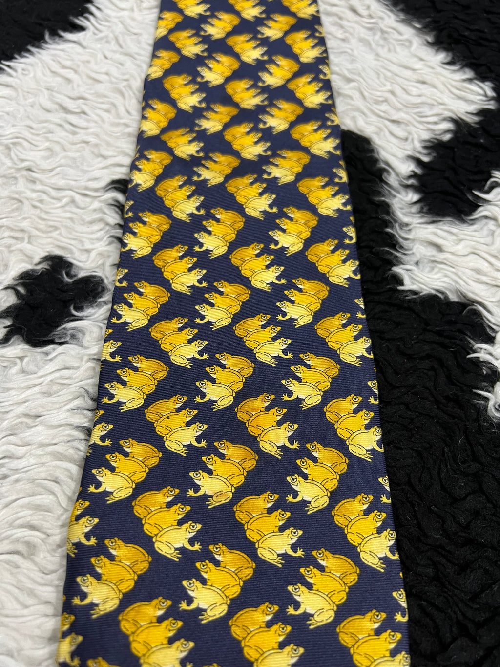 Frogs Tie