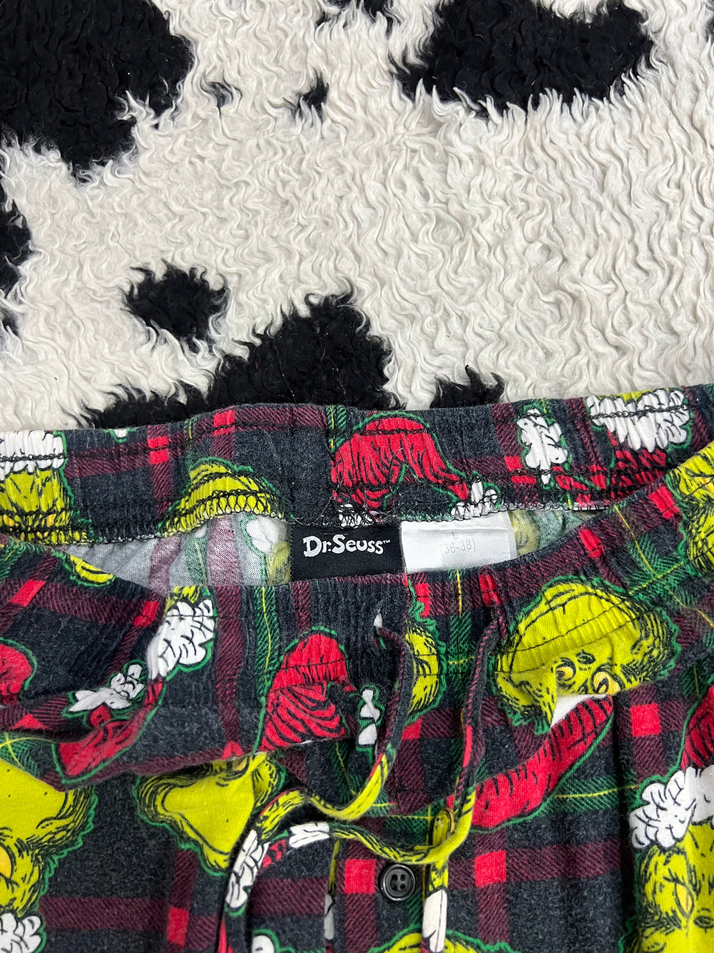 Dr. Seuss The Grinch PJs (Large)