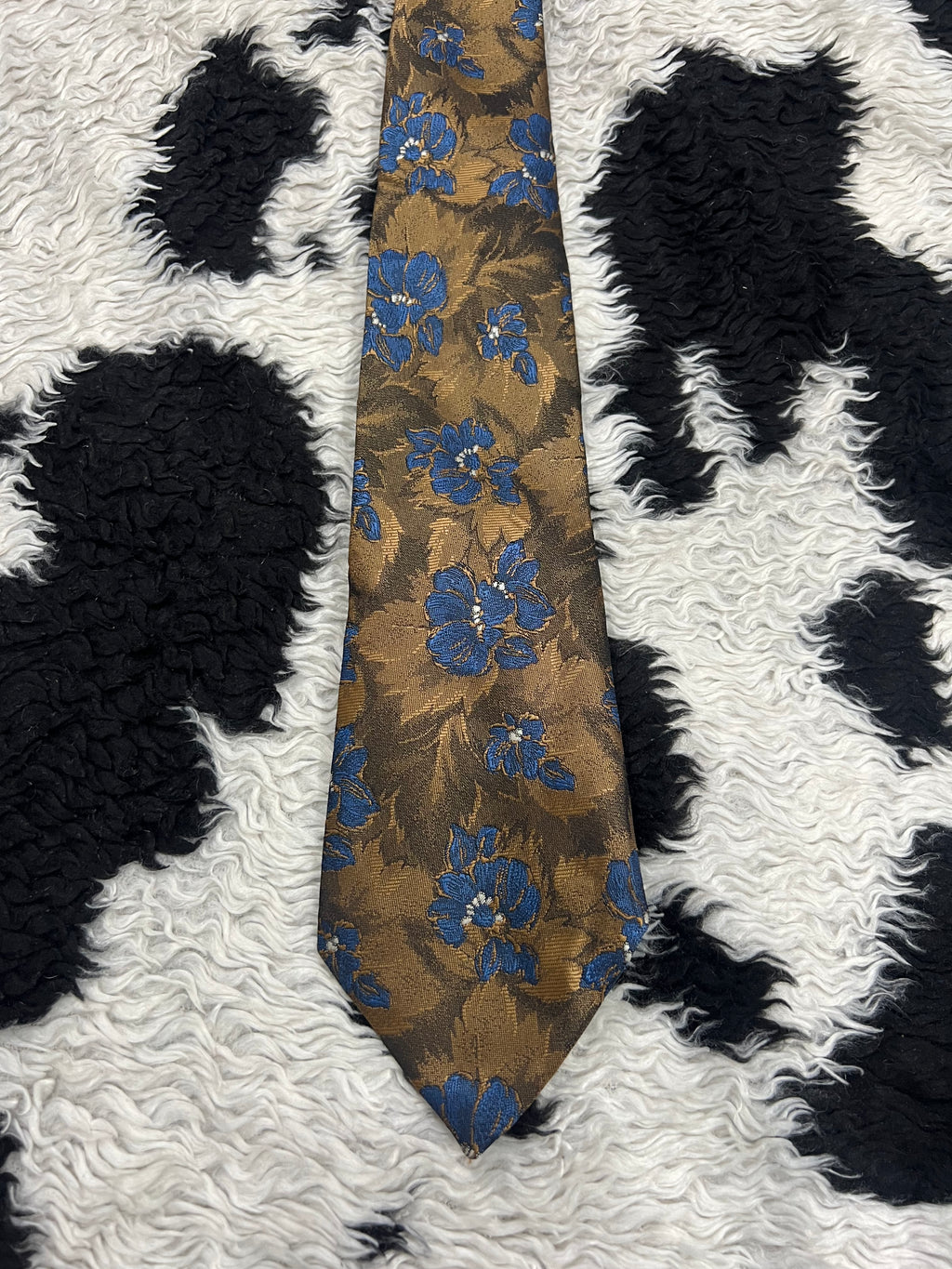 Pink Flamingo Brown & Blue Embroidered Floral Tie