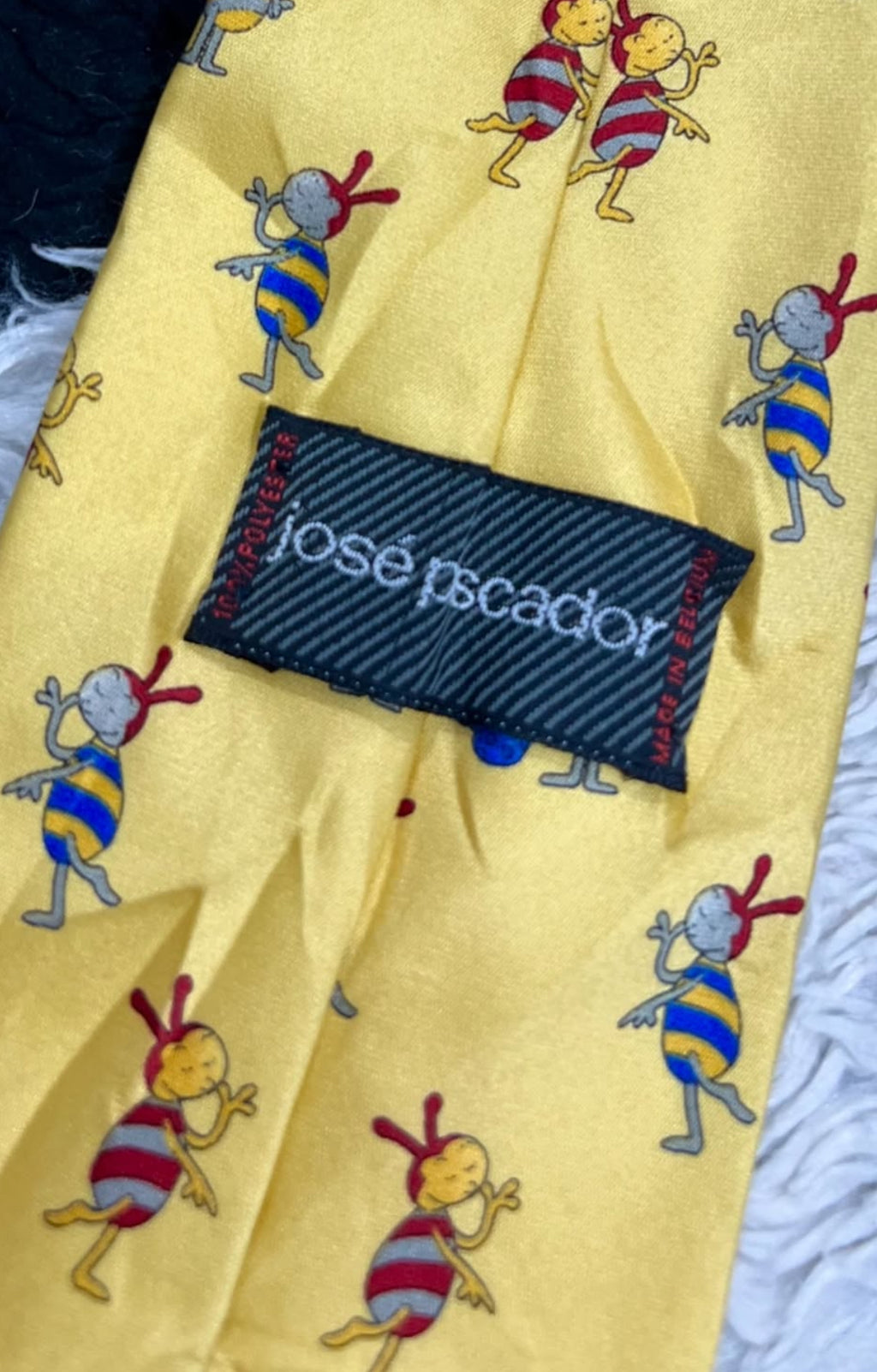 José Piscador Vacation Bees Tie