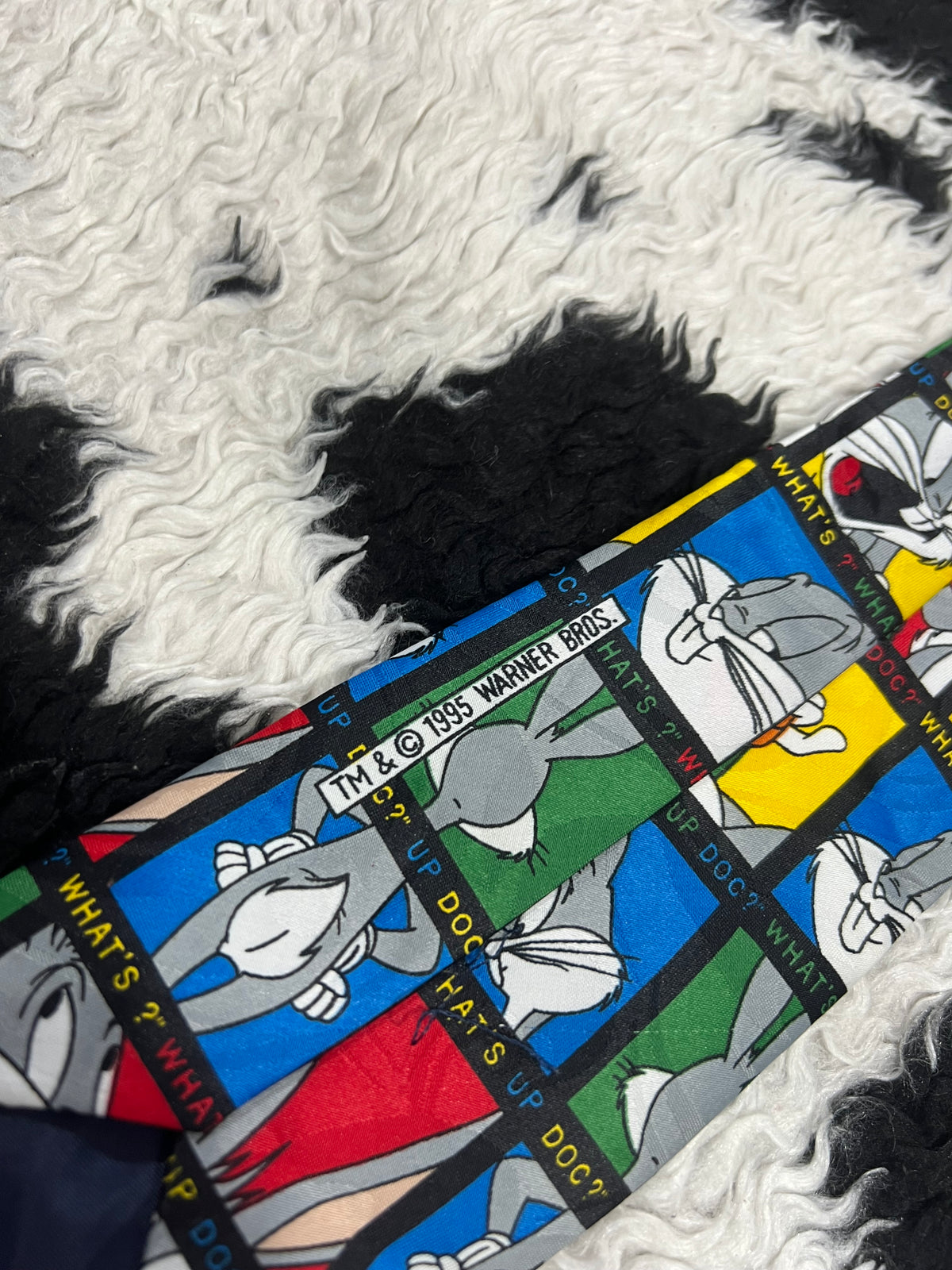 Vintage 1995 "What's up doc?" Bugs Bunny Tie