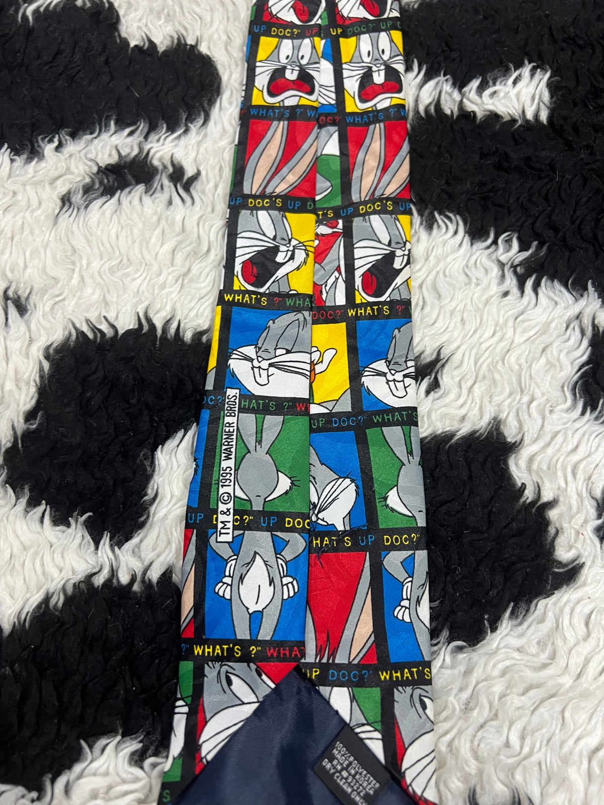 Vintage 1995 "What's up doc?" Bugs Bunny Tie