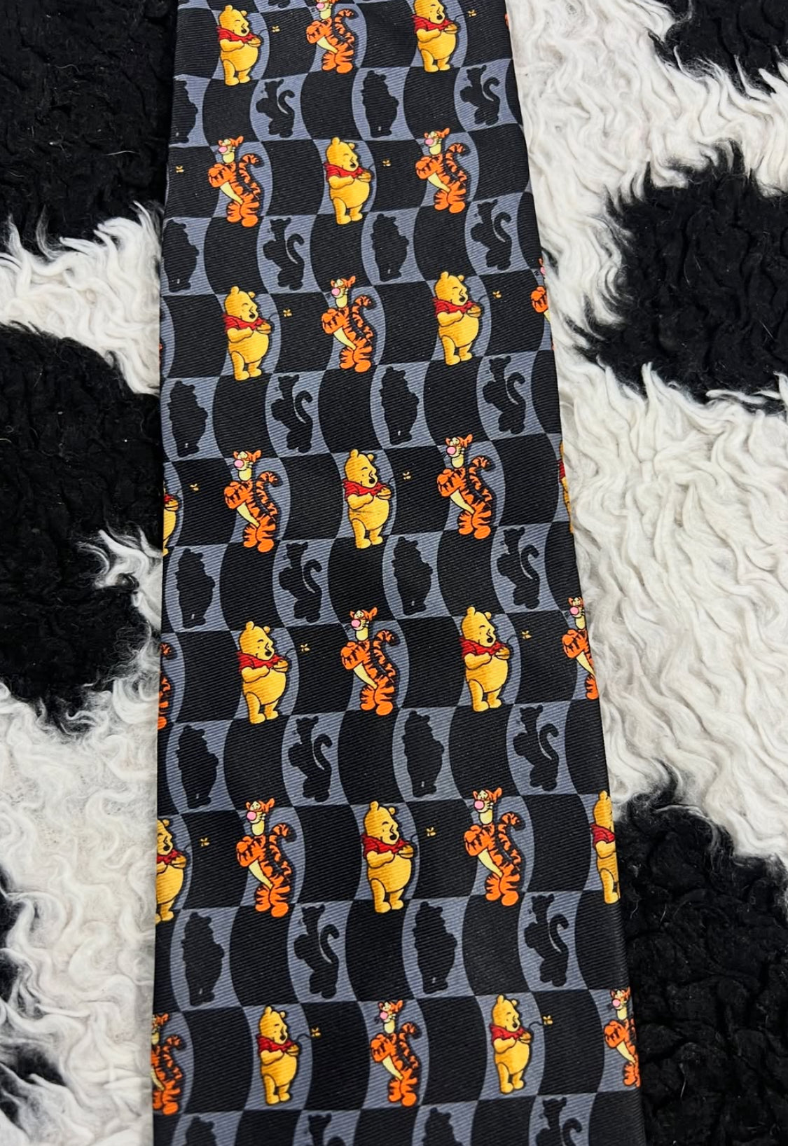 Disney Winnie the Pooh & Tigger Tie