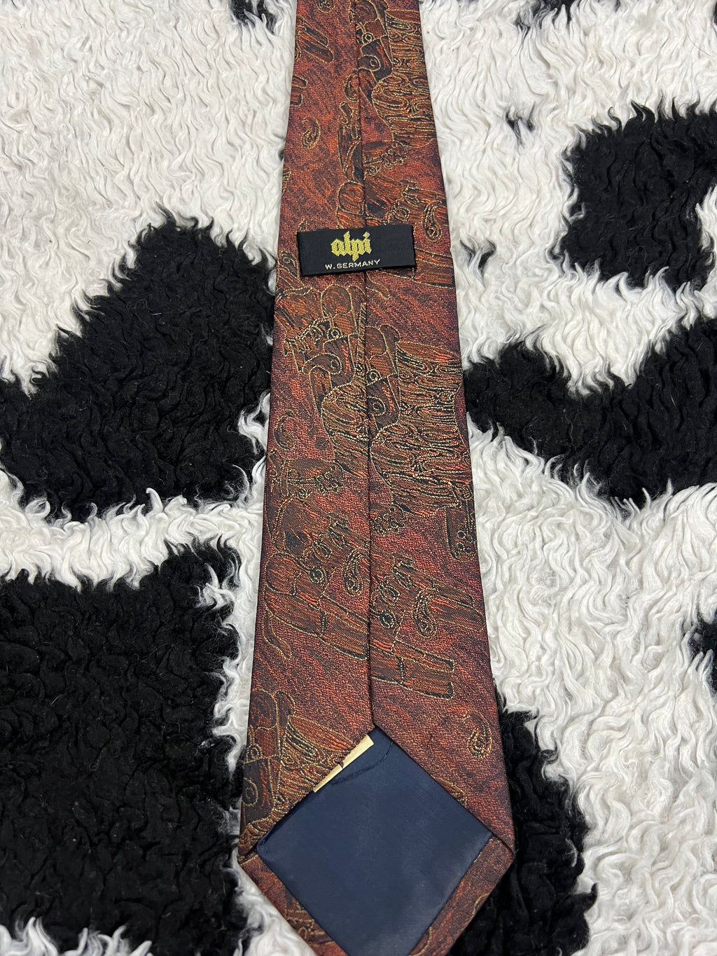 Fully Embroidered Vintage Pottery Tie