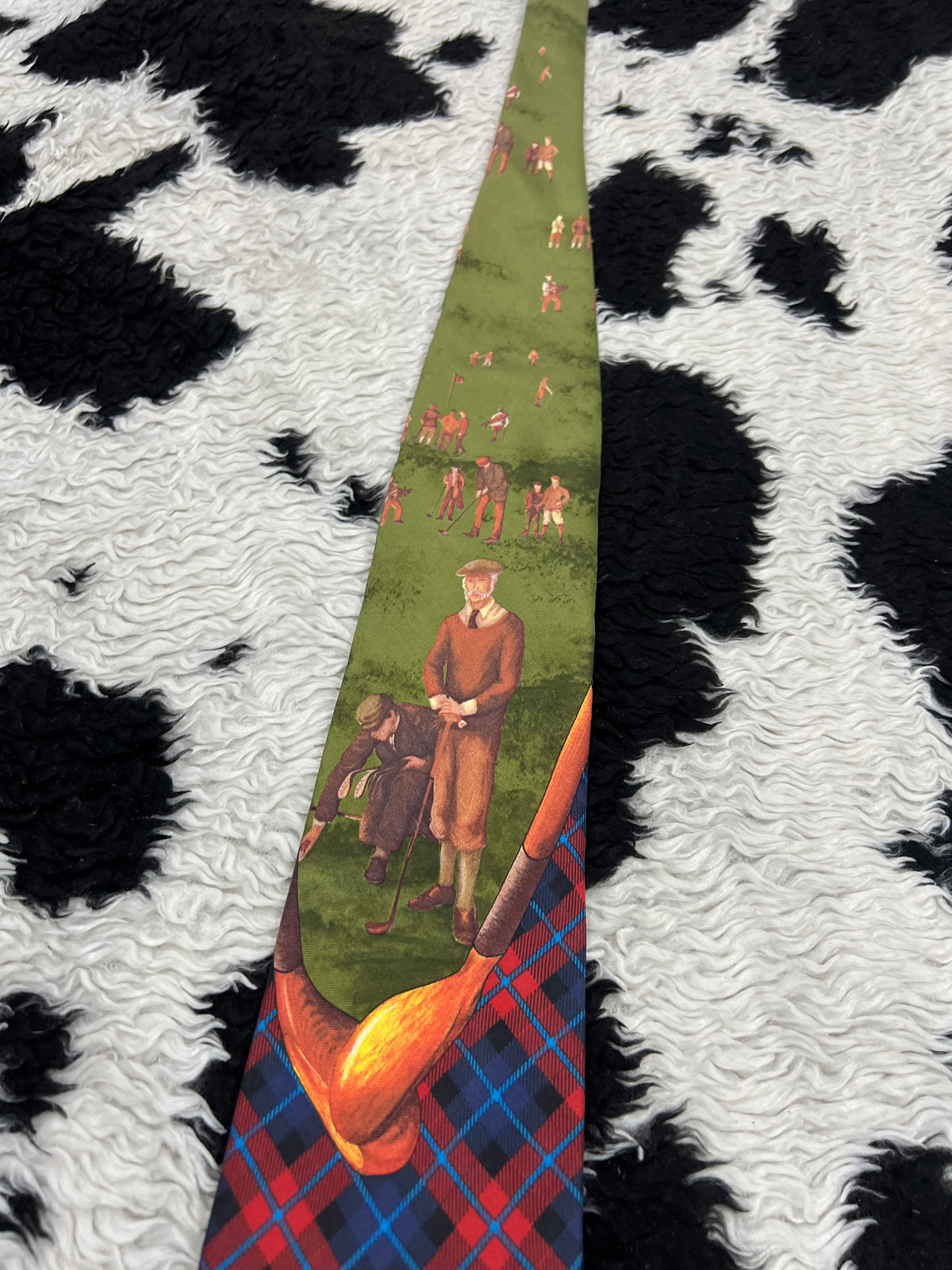 Golfing Graphic Tie