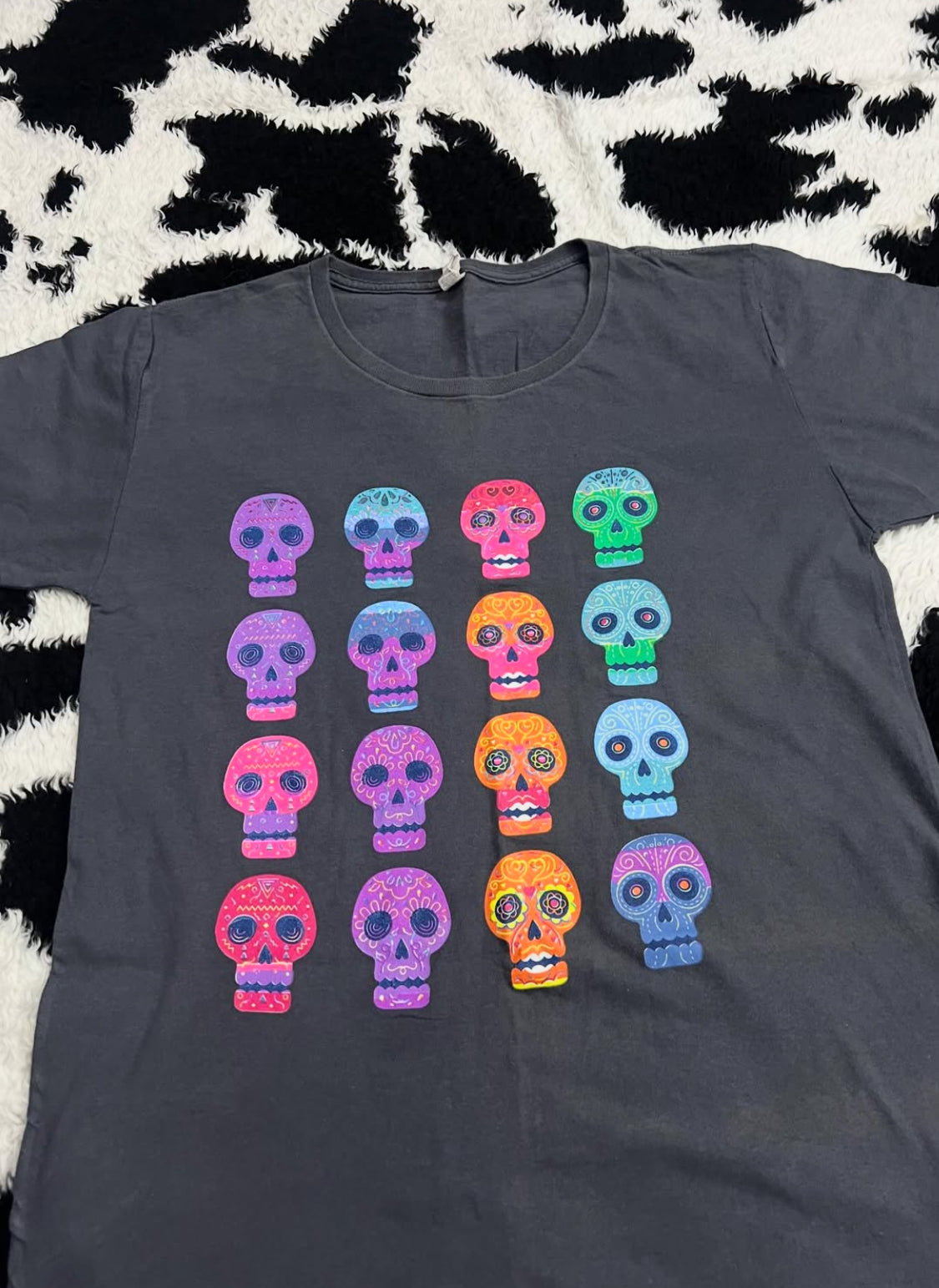 Skulls Tee (Large)
