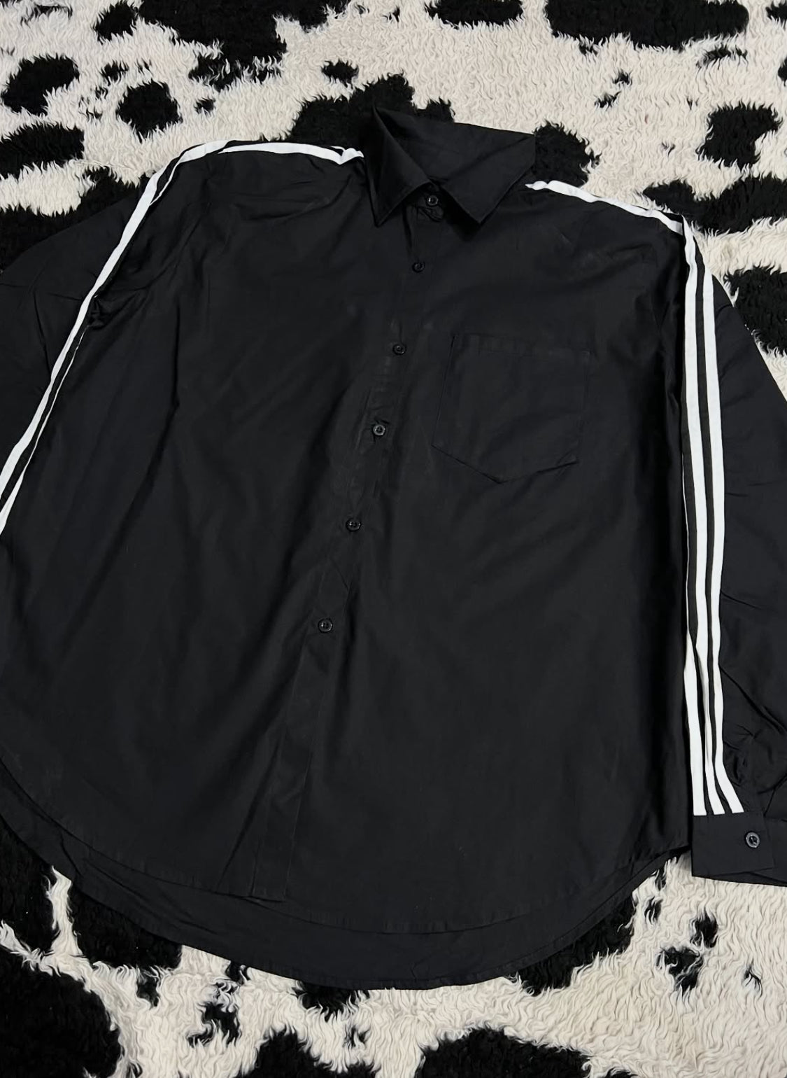 Black & White Lined Sleeve Buttonup