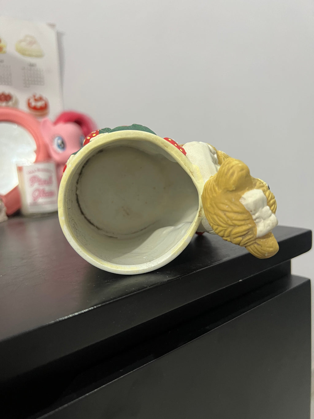 Ceramic Teddy Strawberries Holder/Plant Pot